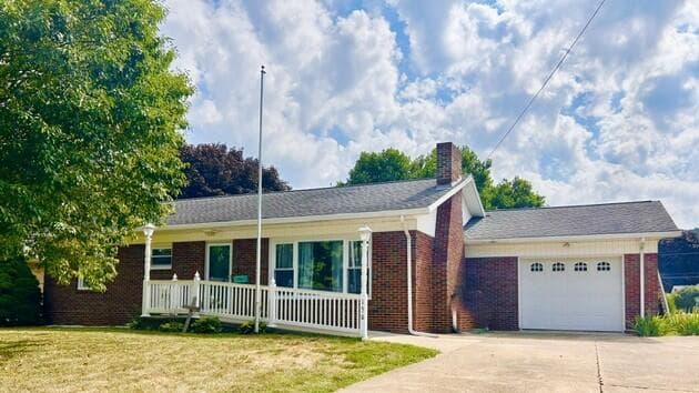 150 Bucy Drive, Killbuck, OH 44637