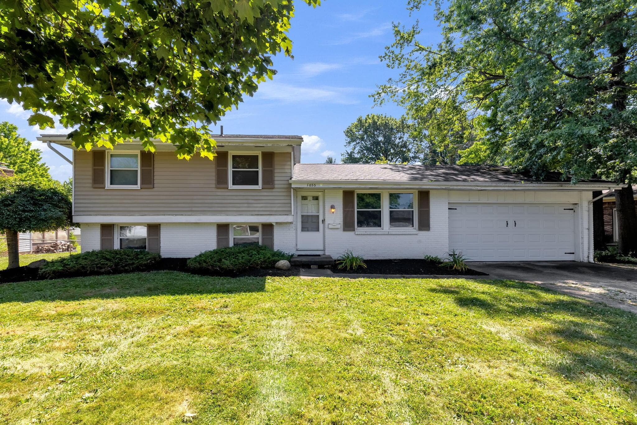 1055 Thomas Drive, Ashland, OH 44805