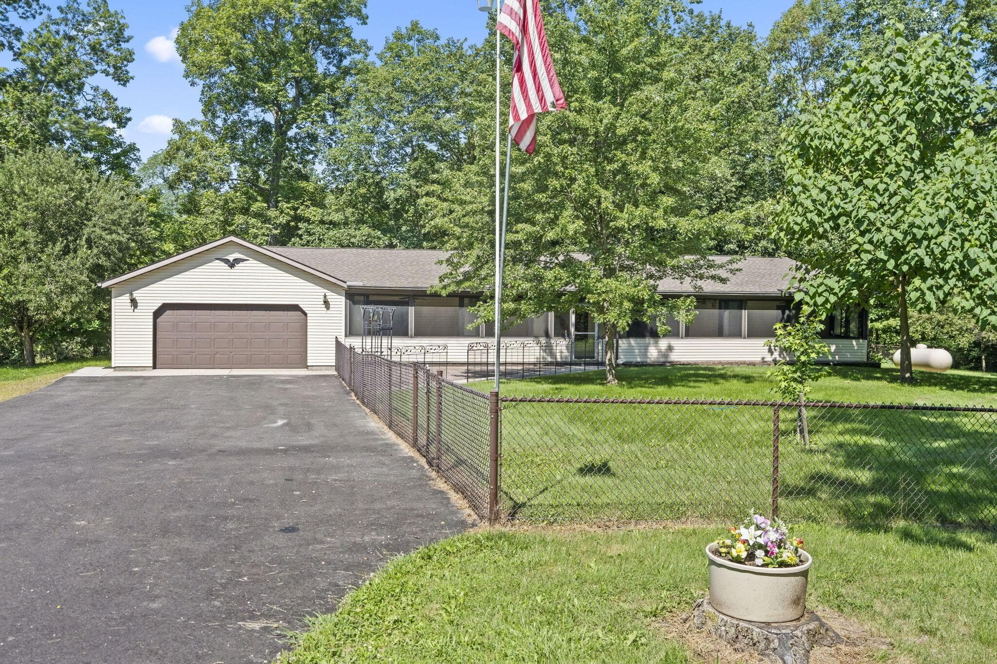 20577 State Route 347, Raymond, OH 43067