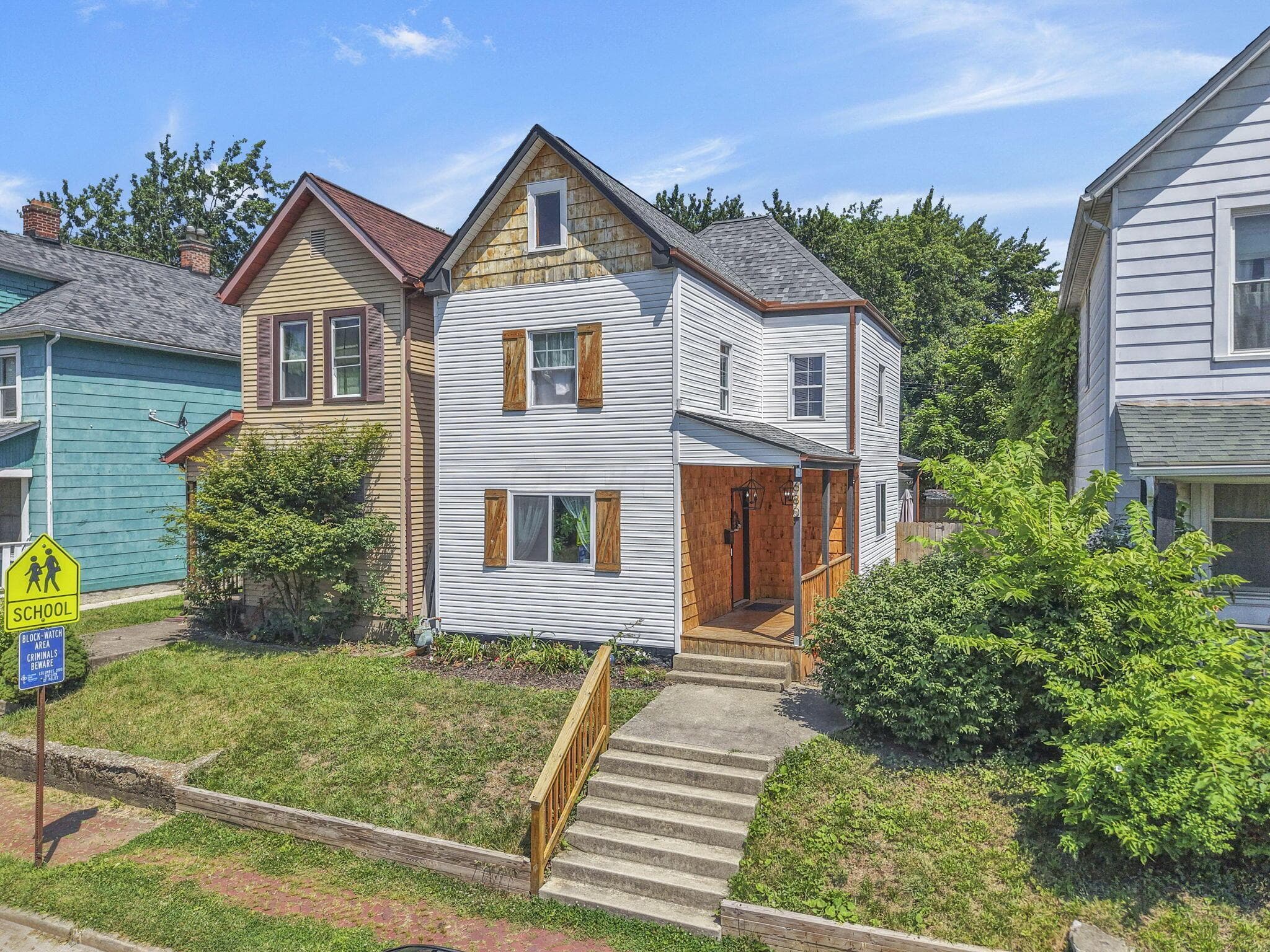 680 Stewart Avenue, Columbus, OH 43206