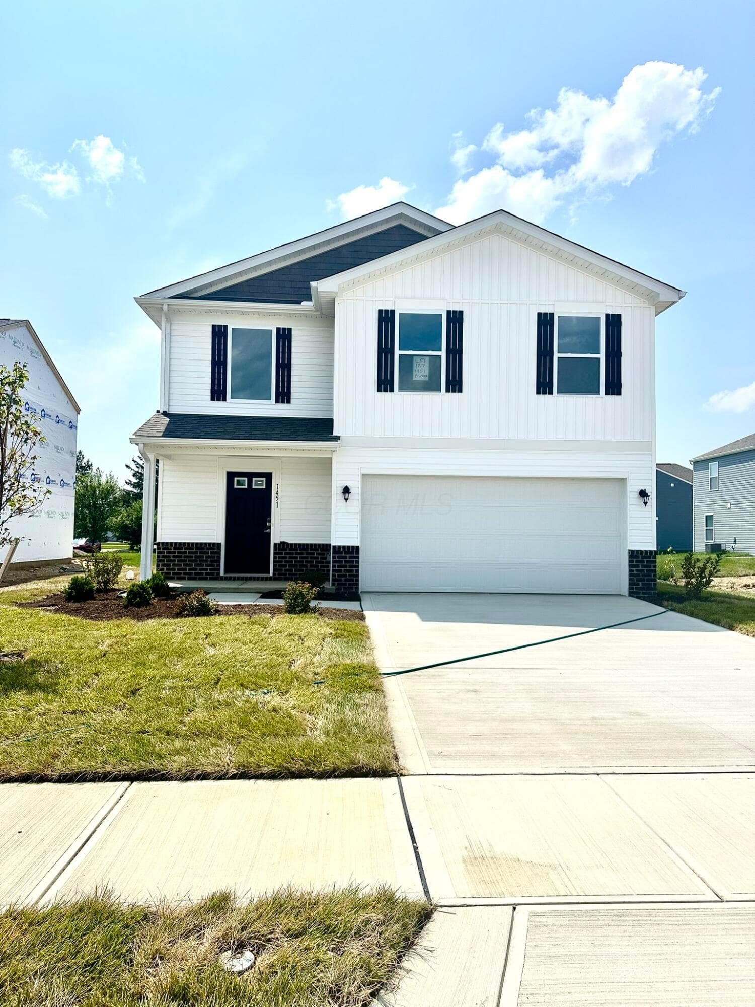 1451 Begonia Drive S, Grove City, OH 43123