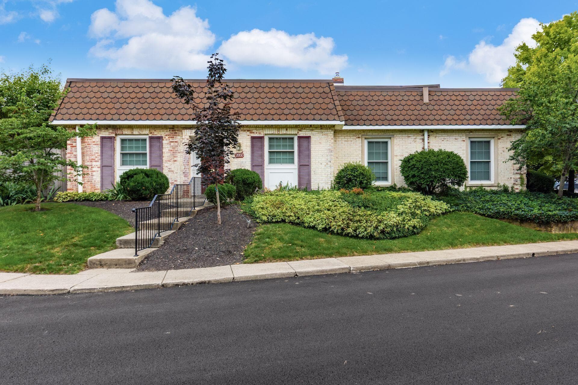 2850 Chateau Circle #89, Upper Arlington, OH 43221