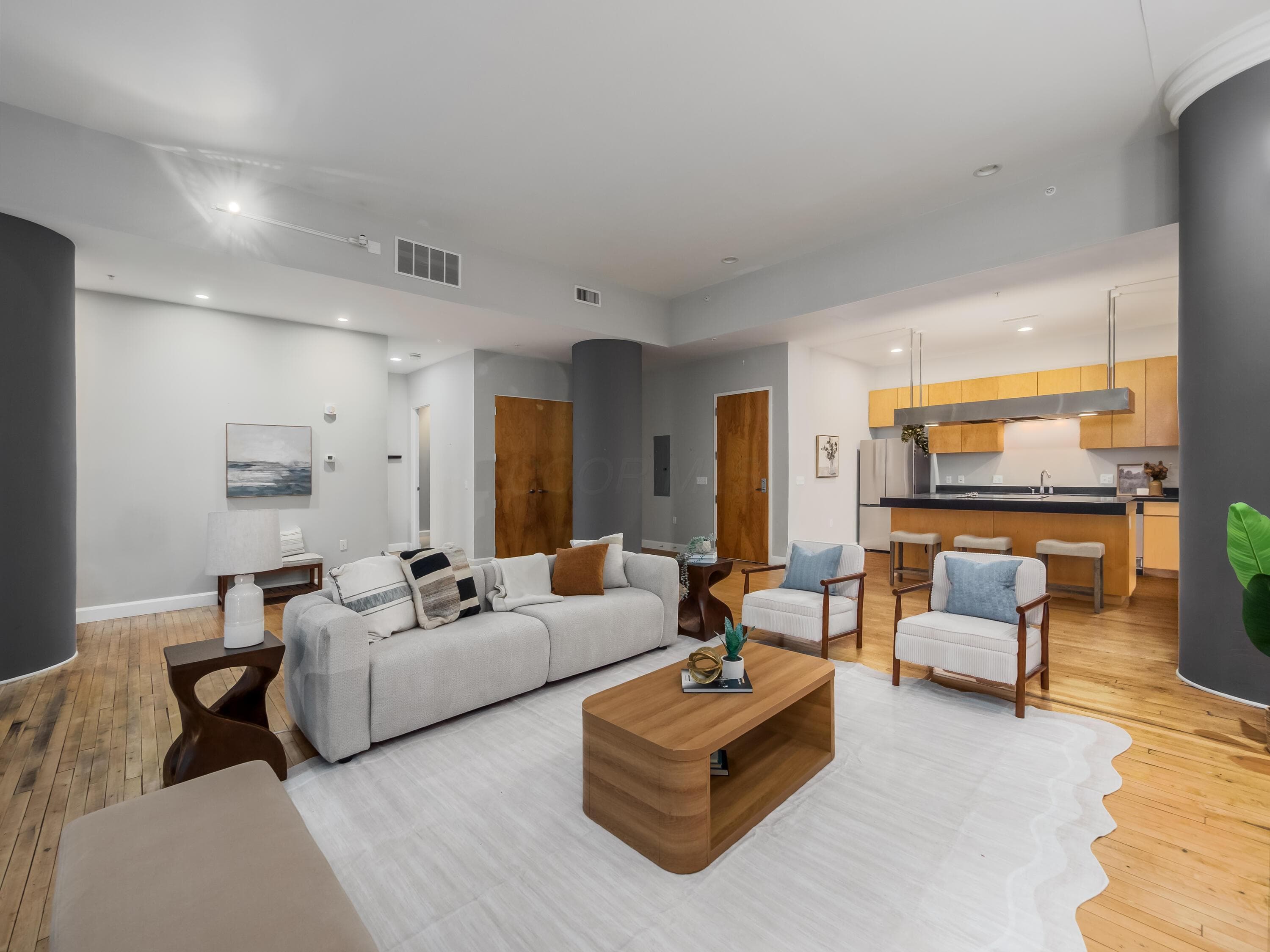 106 N High Street #302, Columbus, OH 43215