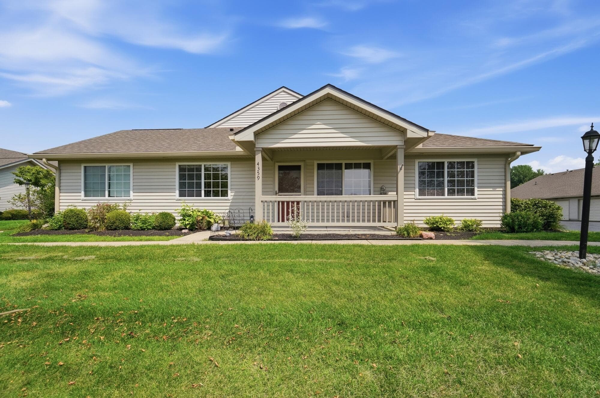 4359 Seahorse Lane, Groveport, OH 43125