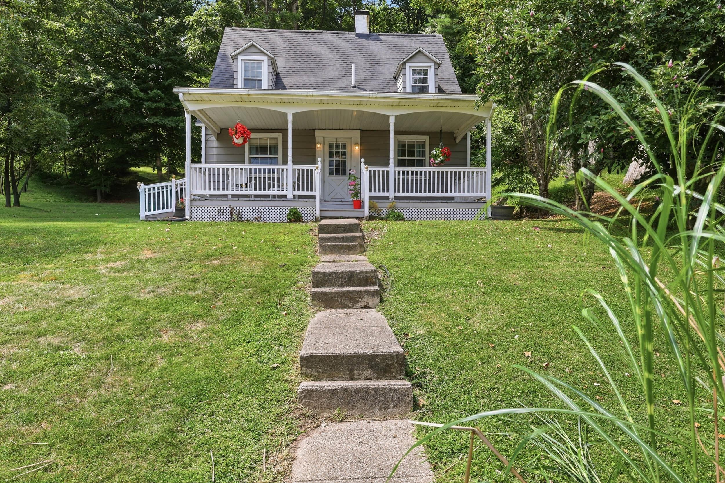 630 Fairgrounds Road, Mount Vernon, OH 43050