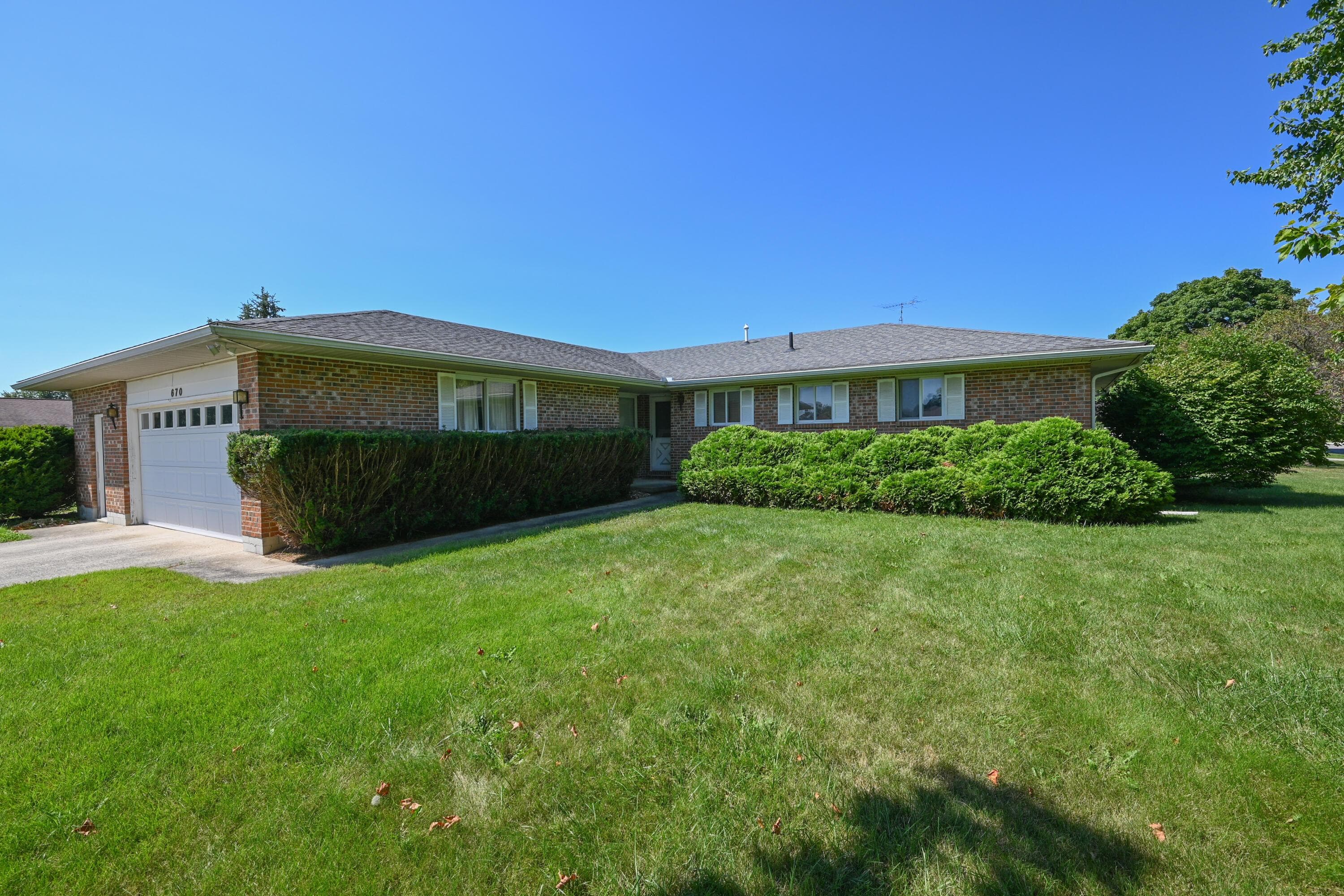 670 Edgefield Drive, Marion, OH 43302
