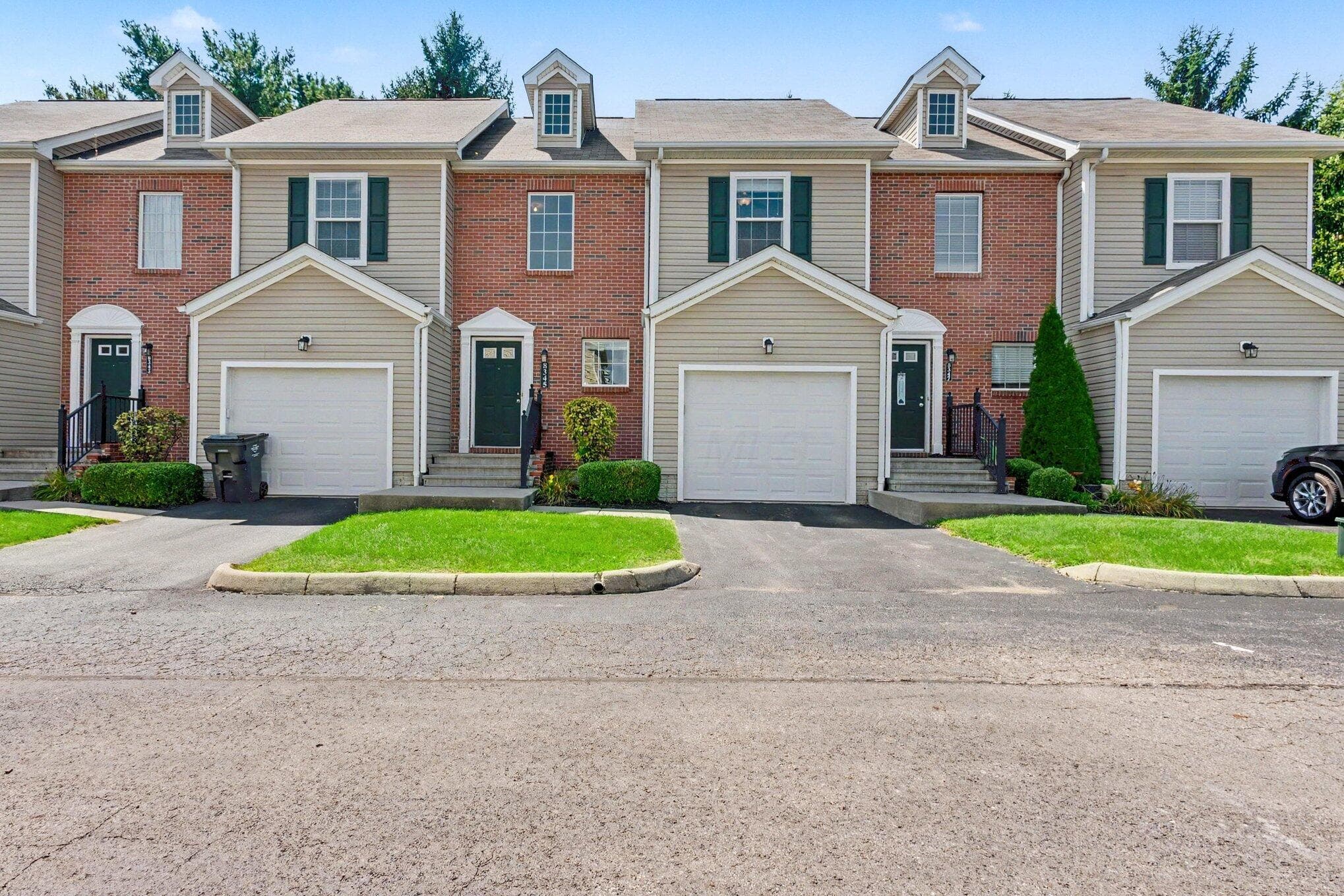 8345 Bruntsfield Road, Columbus, OH 43235