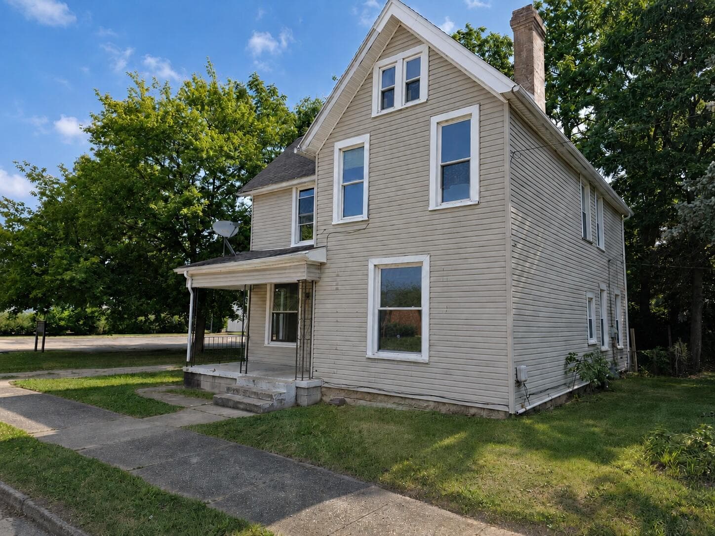 246 S Hubert Avenue, Springfield, OH 45505