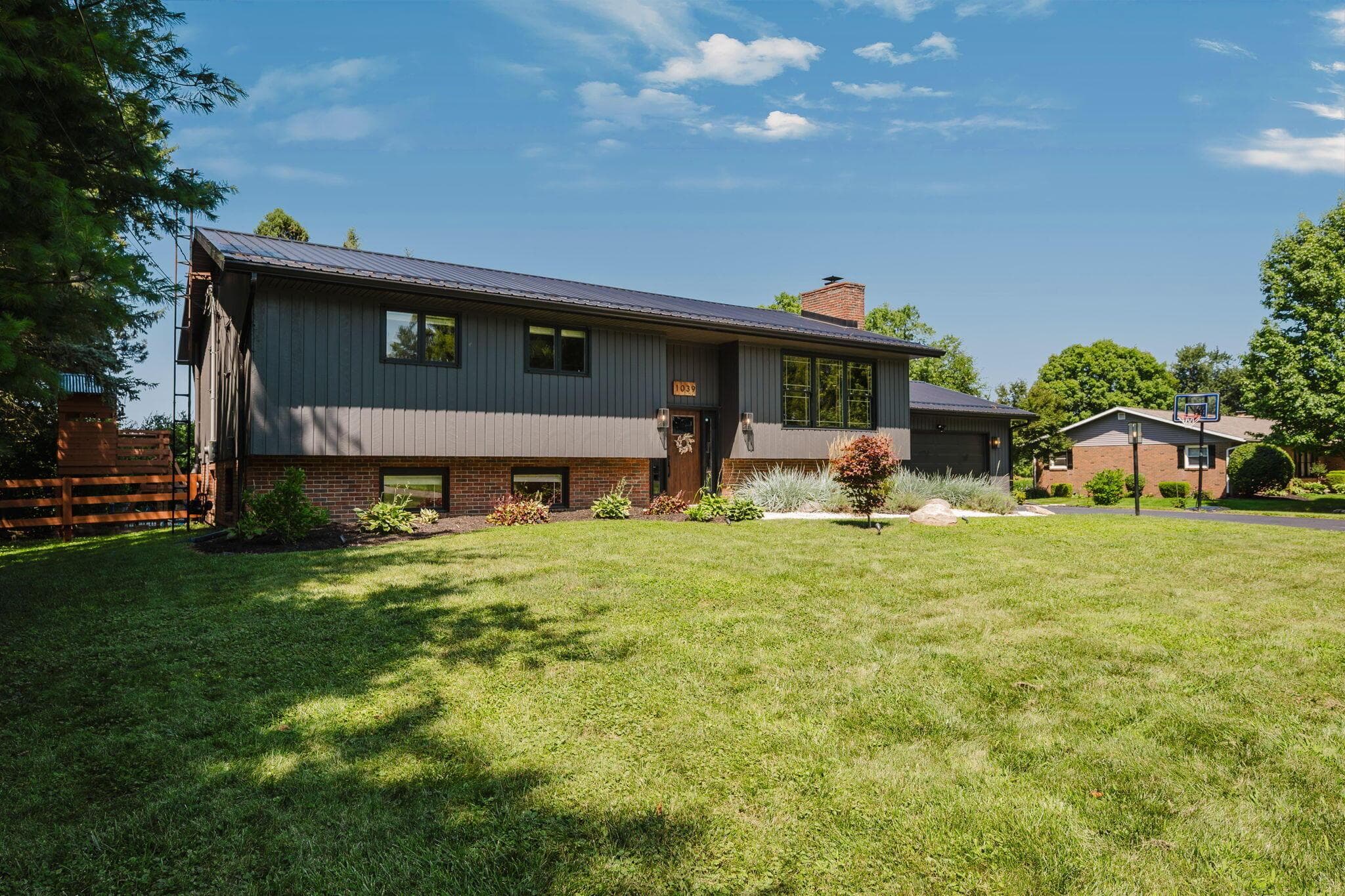 1039 Forest Hill Drive, Marion, OH 43302