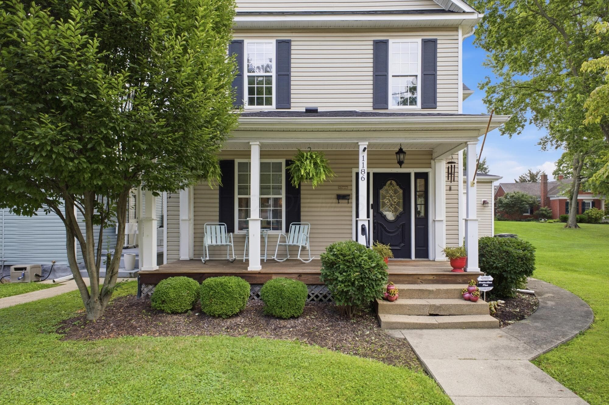 1186 N Columbus Street, Lancaster, OH 43130