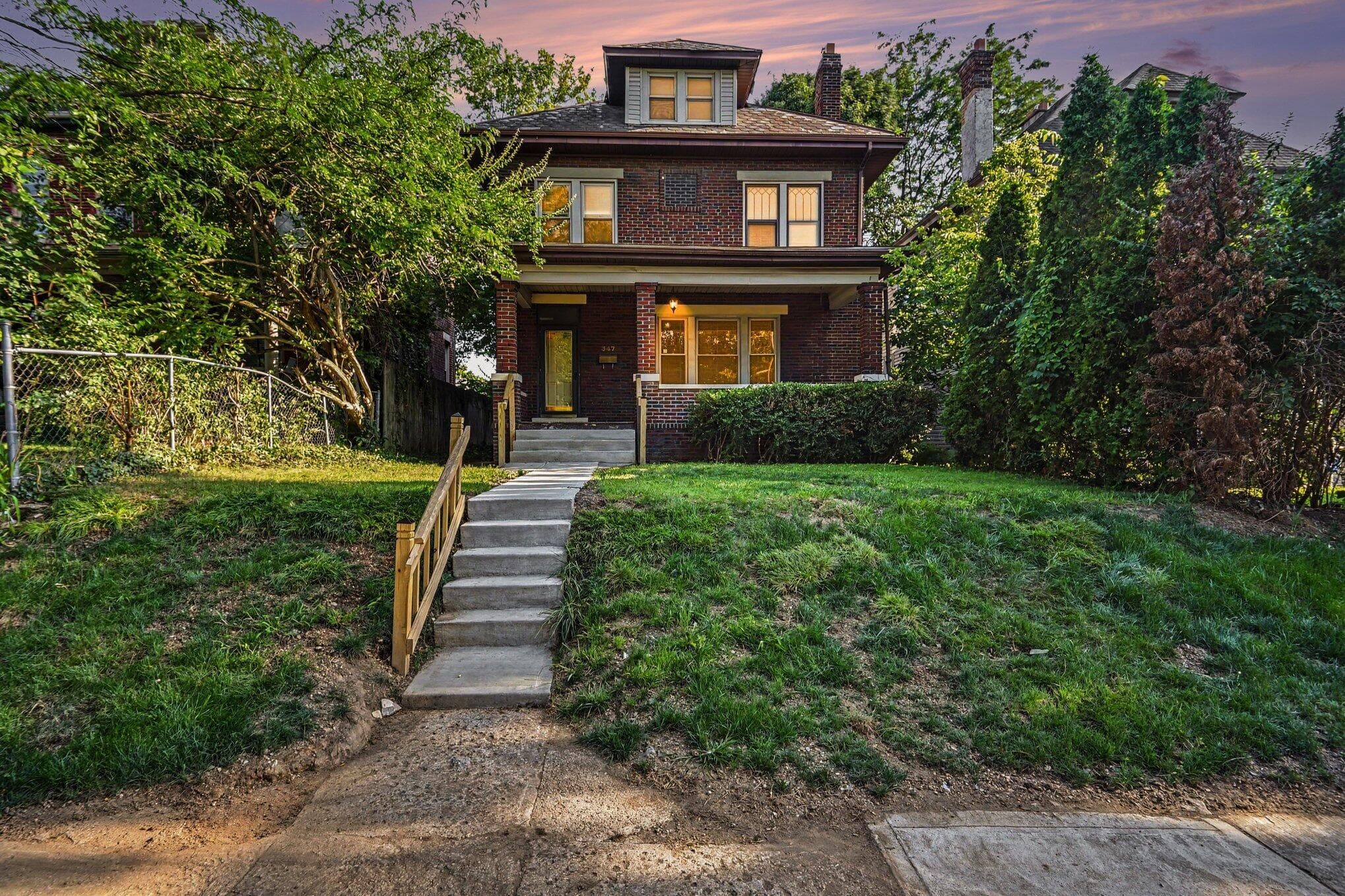 347 E 12th Avenue, Columbus, OH 43201
