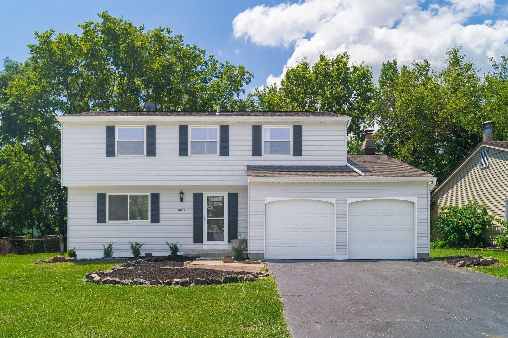 2245 Blue Rock Lane, Grove City, OH 43123