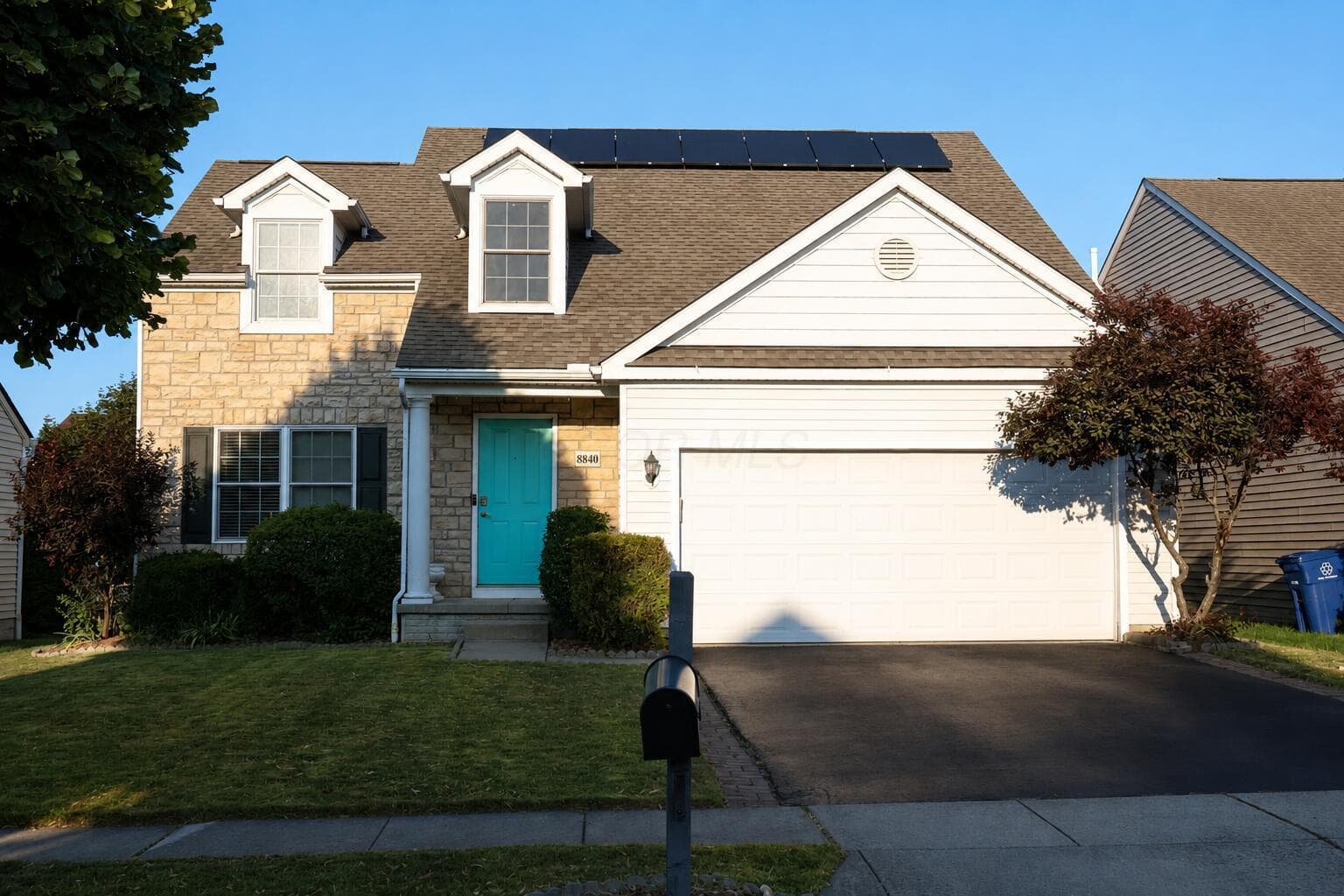 8840 Meadow Grass Lane, Lewis Center, OH 43035