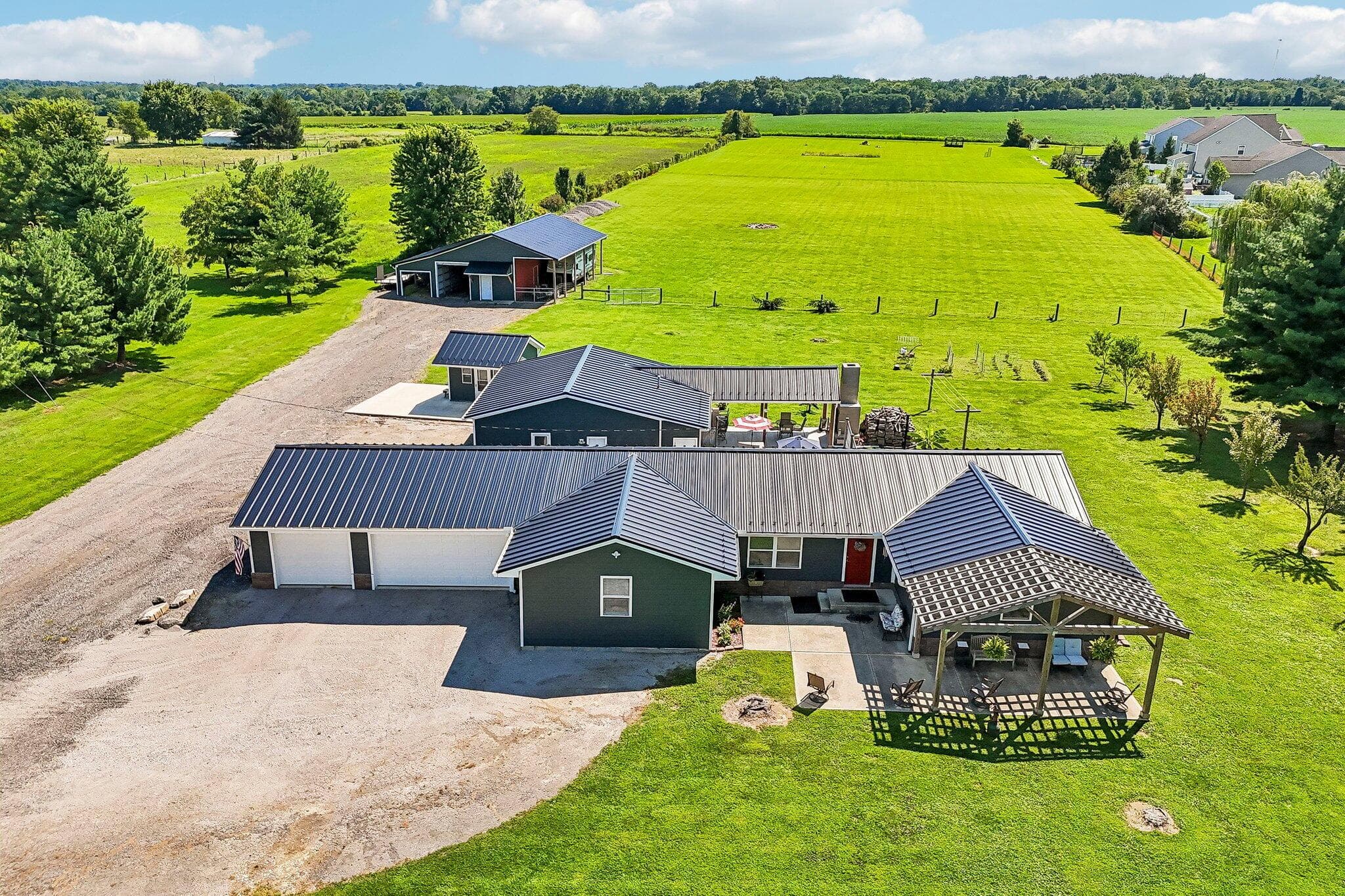 8103 York Road SW, Pataskala, OH 43062