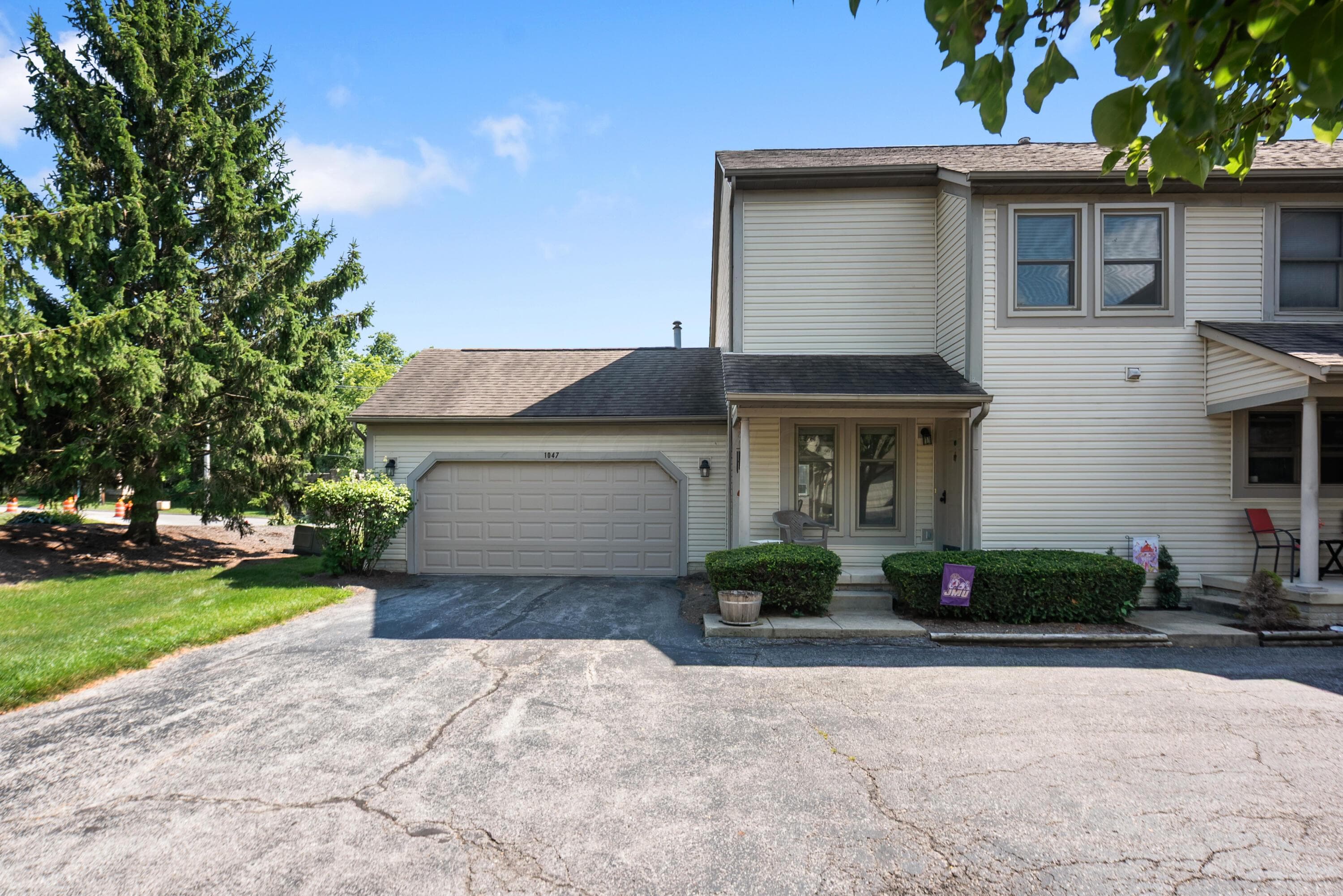 1047 Pinewood Lane #9-5, Gahanna, OH 43230