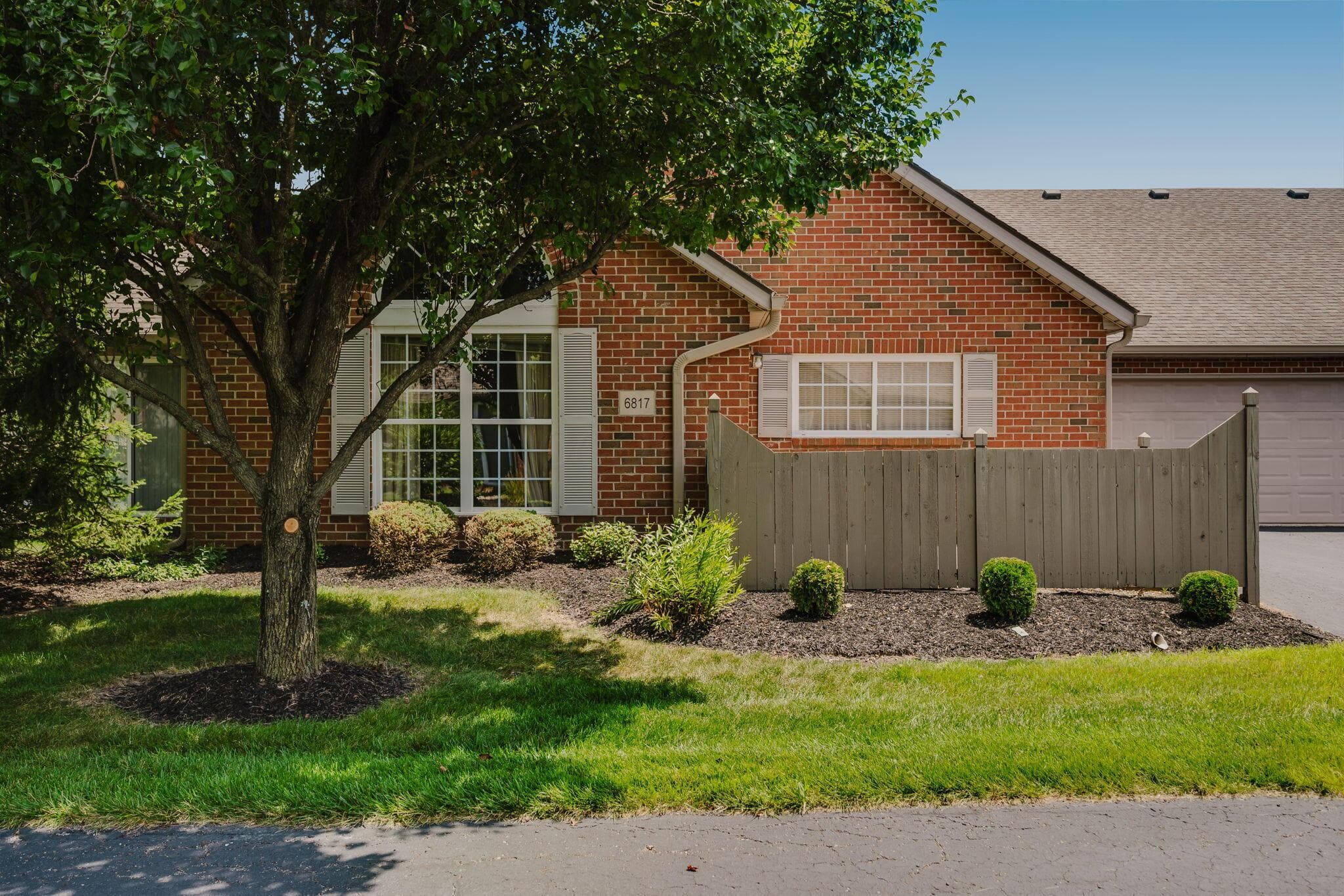 6817 Ridge Rock Drive #13, New Albany, OH 43054
