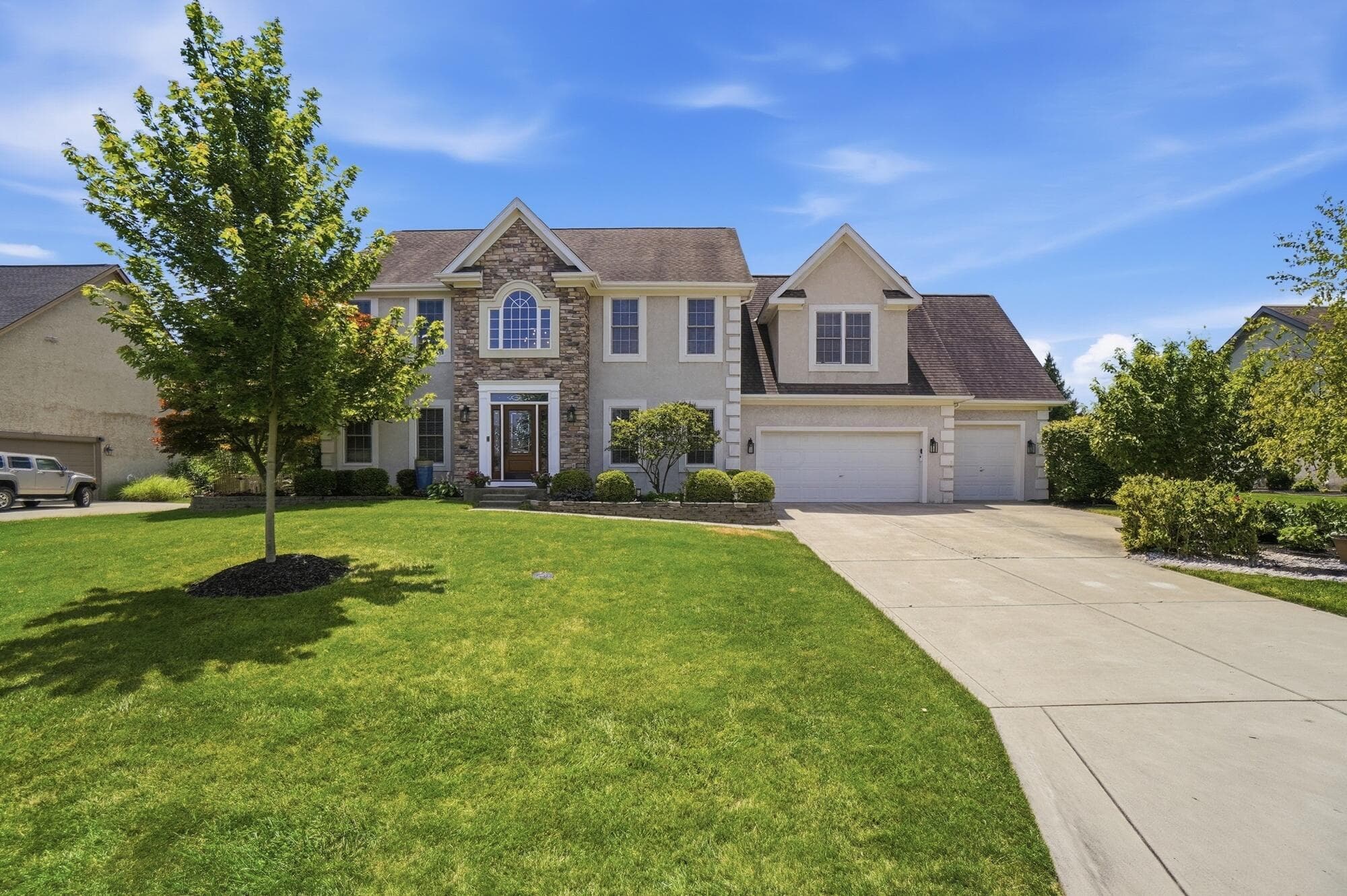 3214 Sunglow Drive, Lewis Center, OH 43035