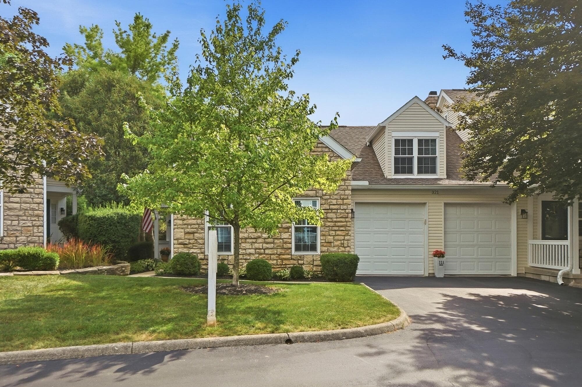 321 Sycamore Ridge Way, Gahanna, OH 43230