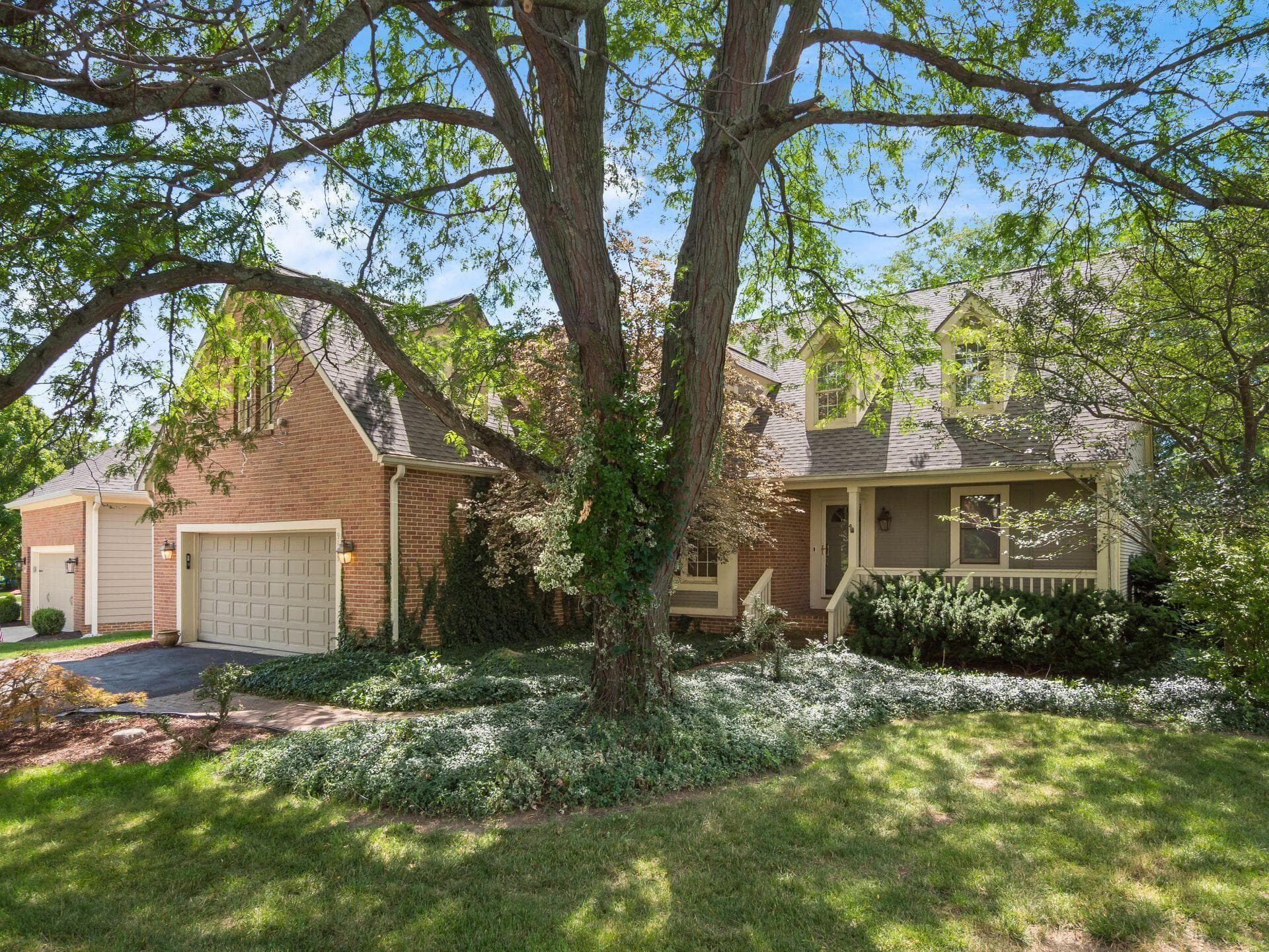 9155 N Moors Place N, Dublin, OH 43017