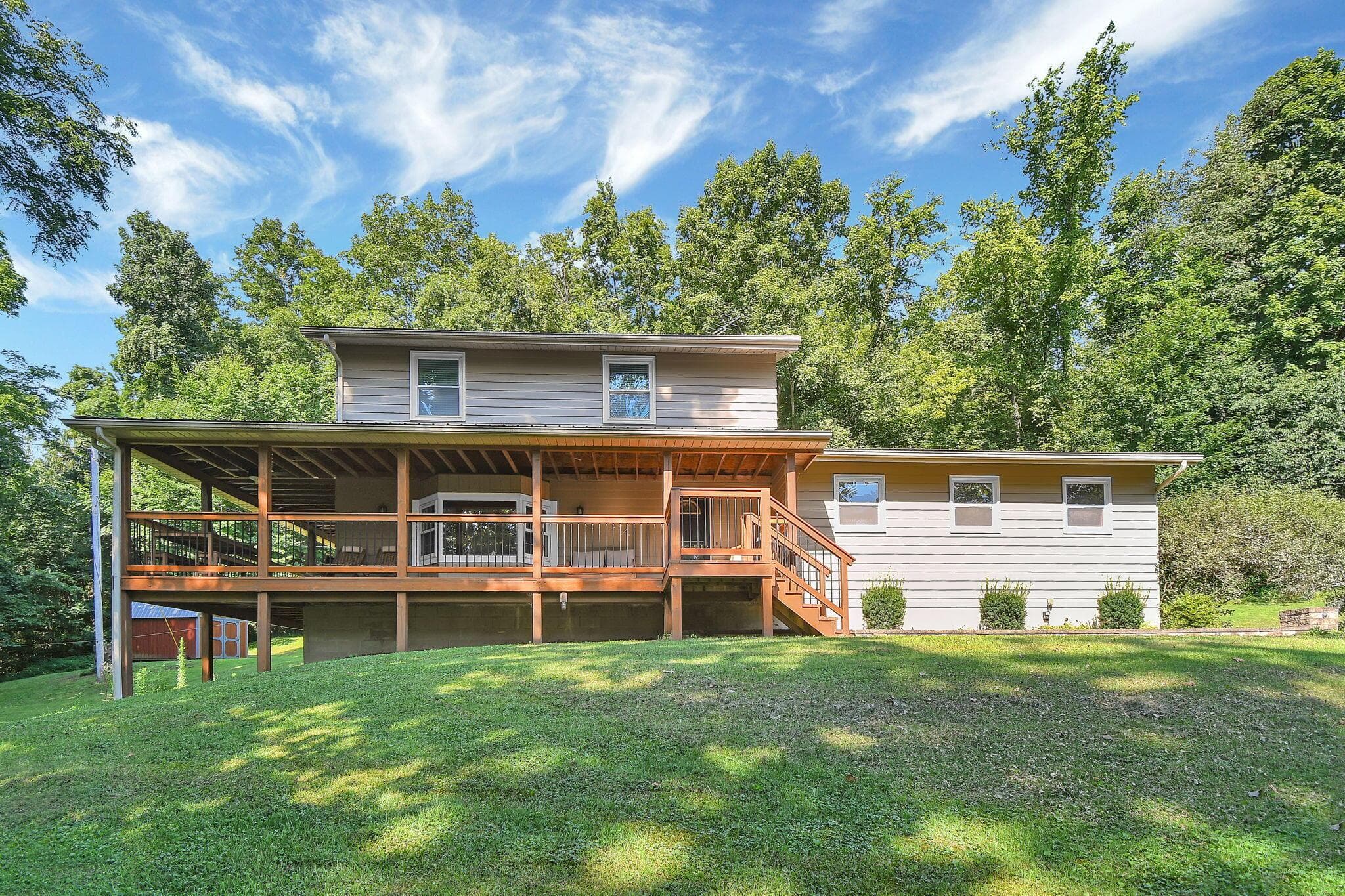 3199 Hazelton Etna Road, Alexandria, OH 43001
