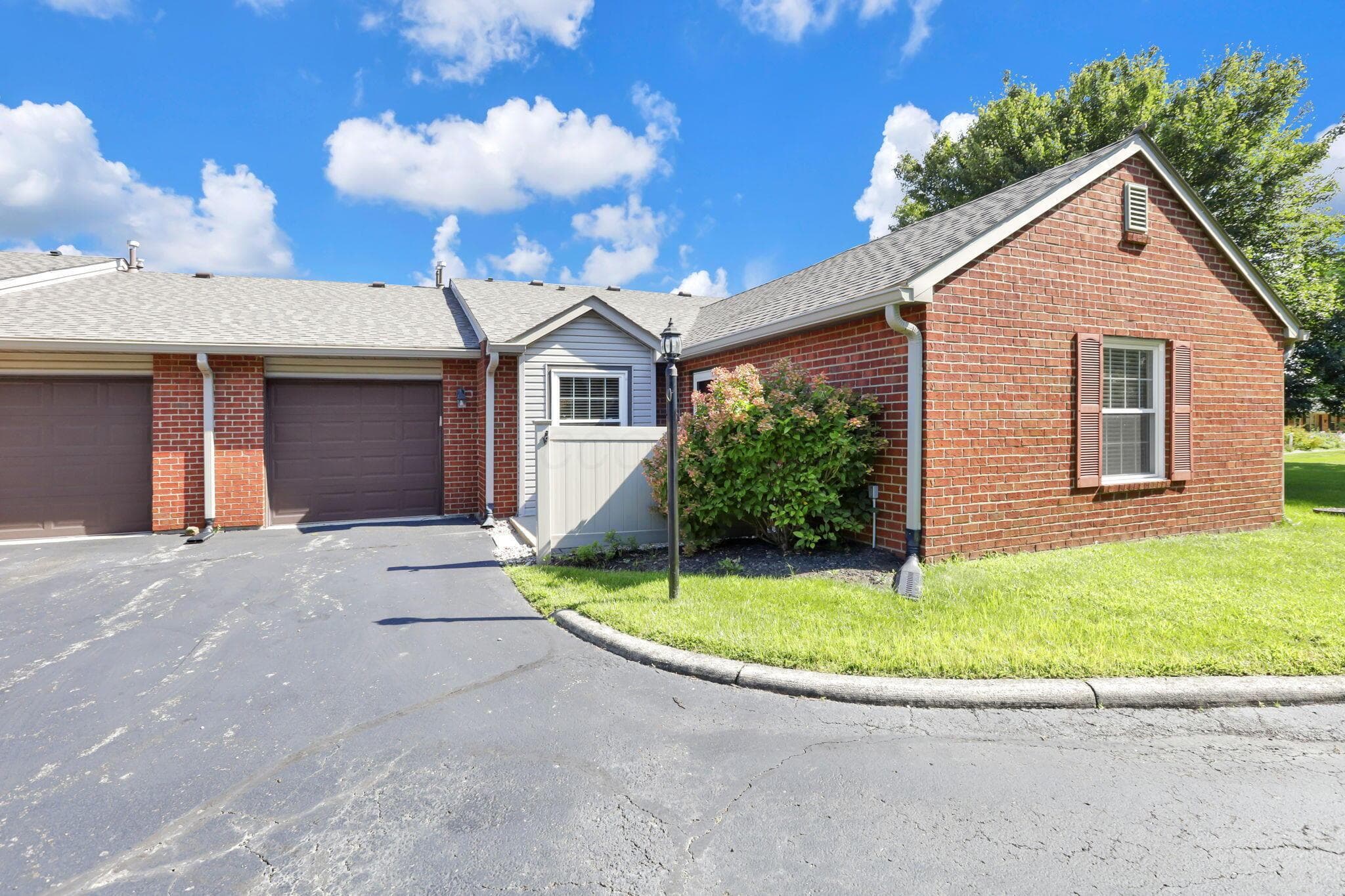 1164 Waterbury Court, Lancaster, OH 43130