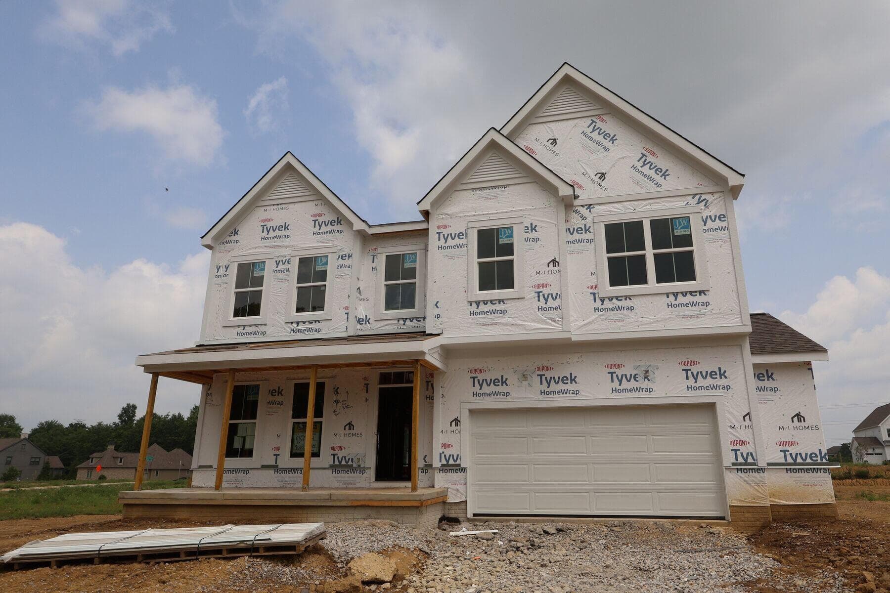 684 Fadley Loop E, Delaware, OH 43015