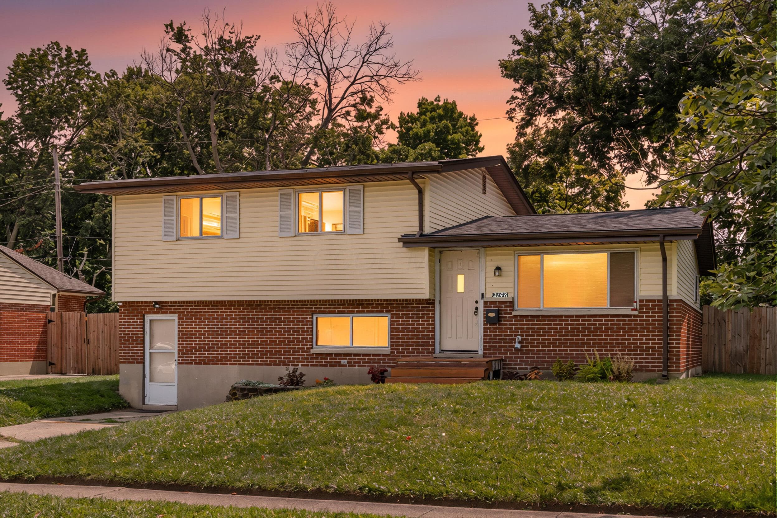 2148 Grice Lane, Dayton, OH 45429