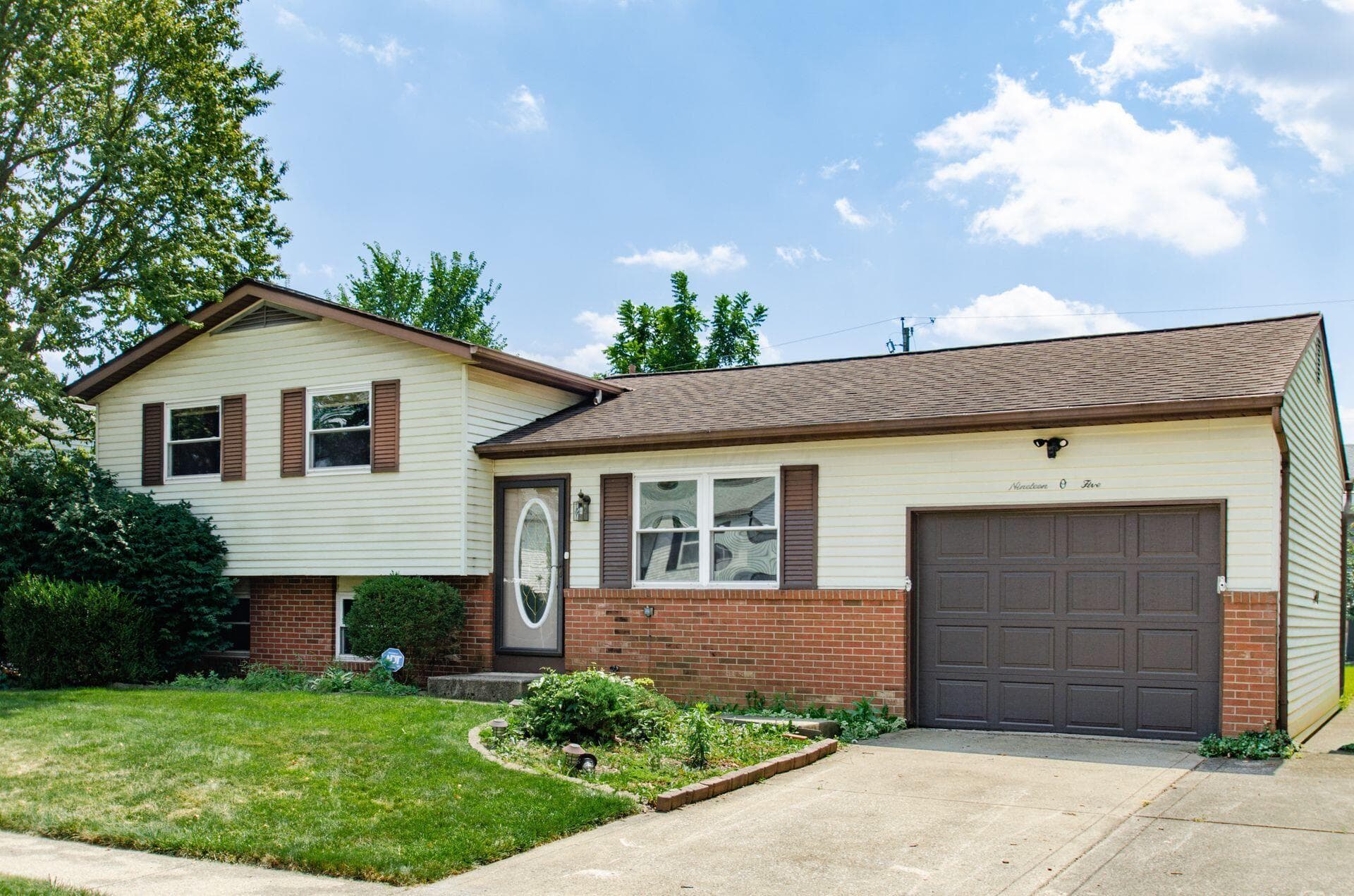 1905 Dandridge Drive, Columbus, OH 43229