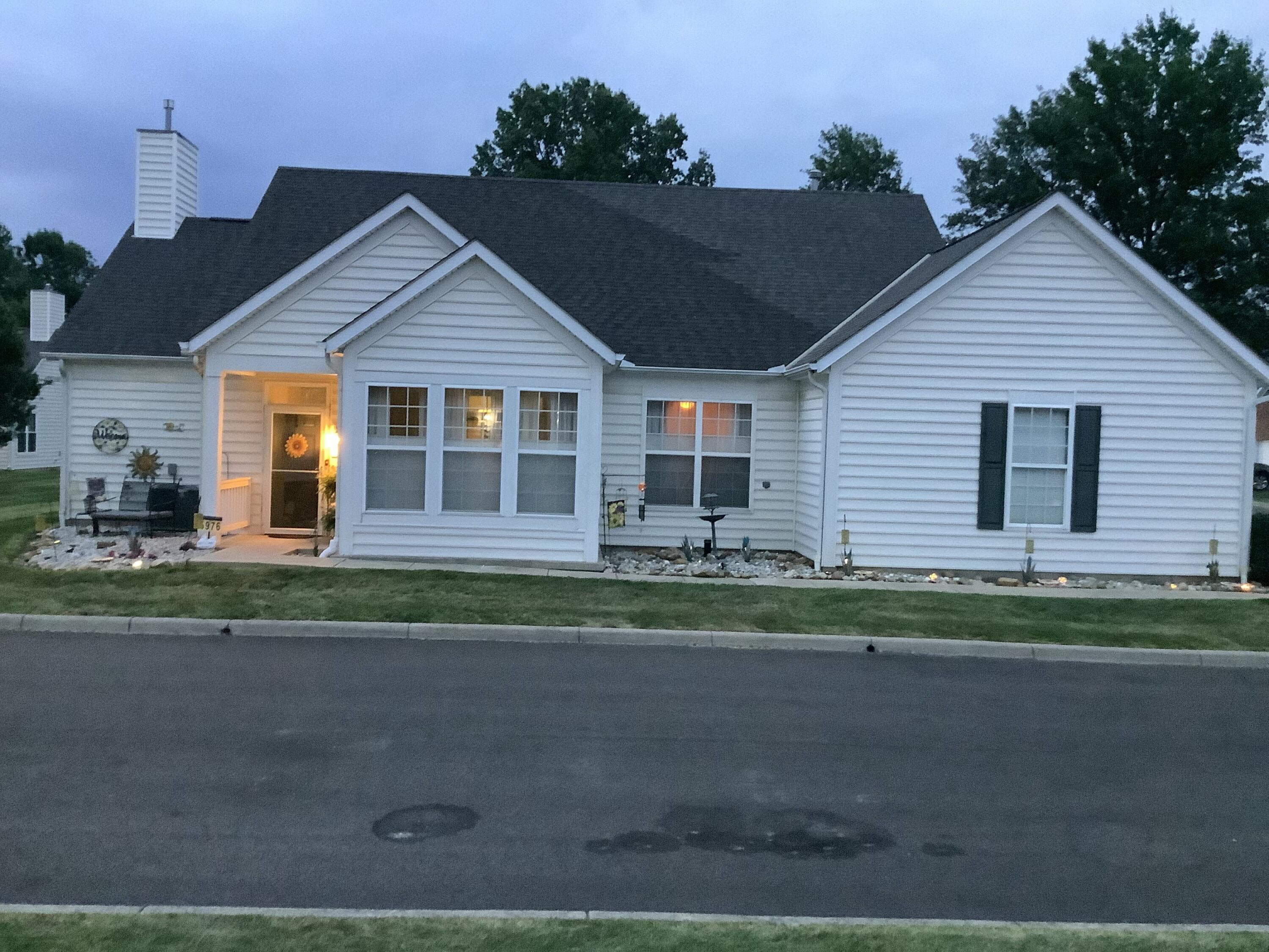 5976 Naughten Pond Drive, Columbus, OH 43213