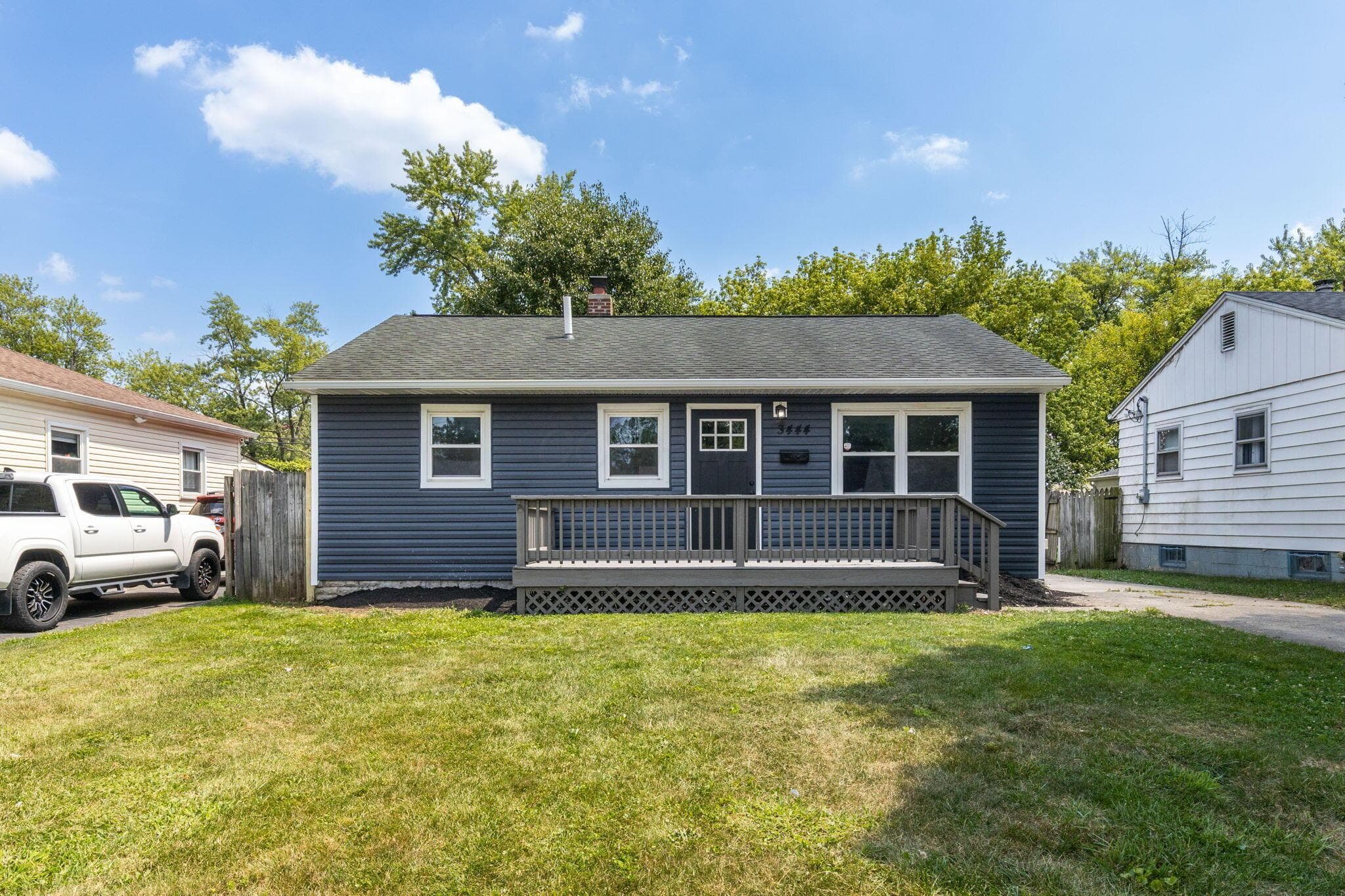 3444 Walmar Drive, Columbus, OH 43224