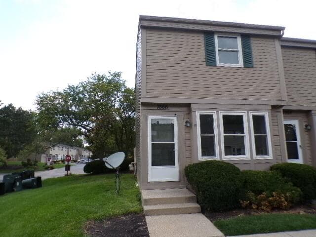 7866 Barkwood Drive #17A, Worthington, OH 43085