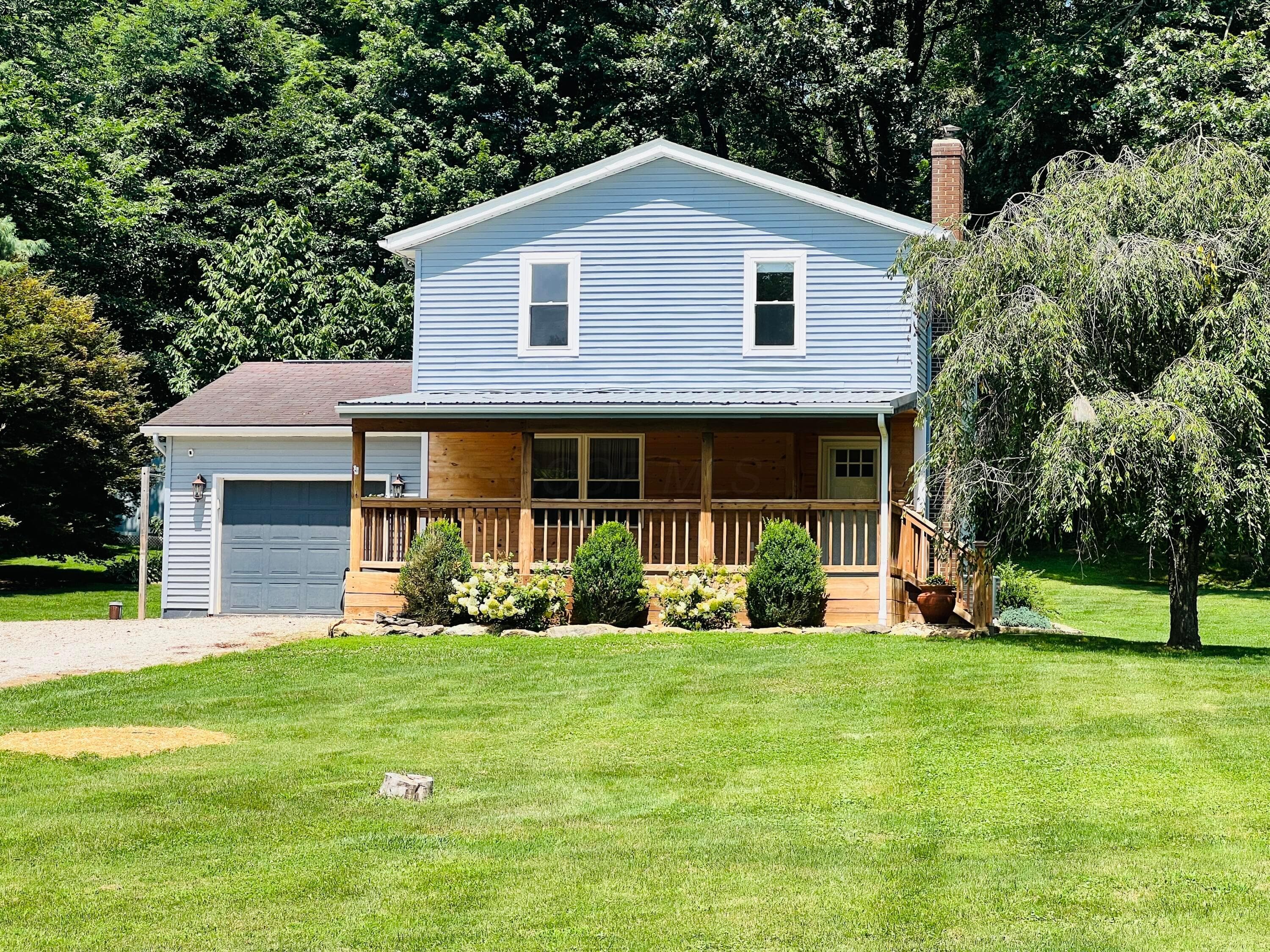 41 N Lake Drive NE, Newark, OH 43055