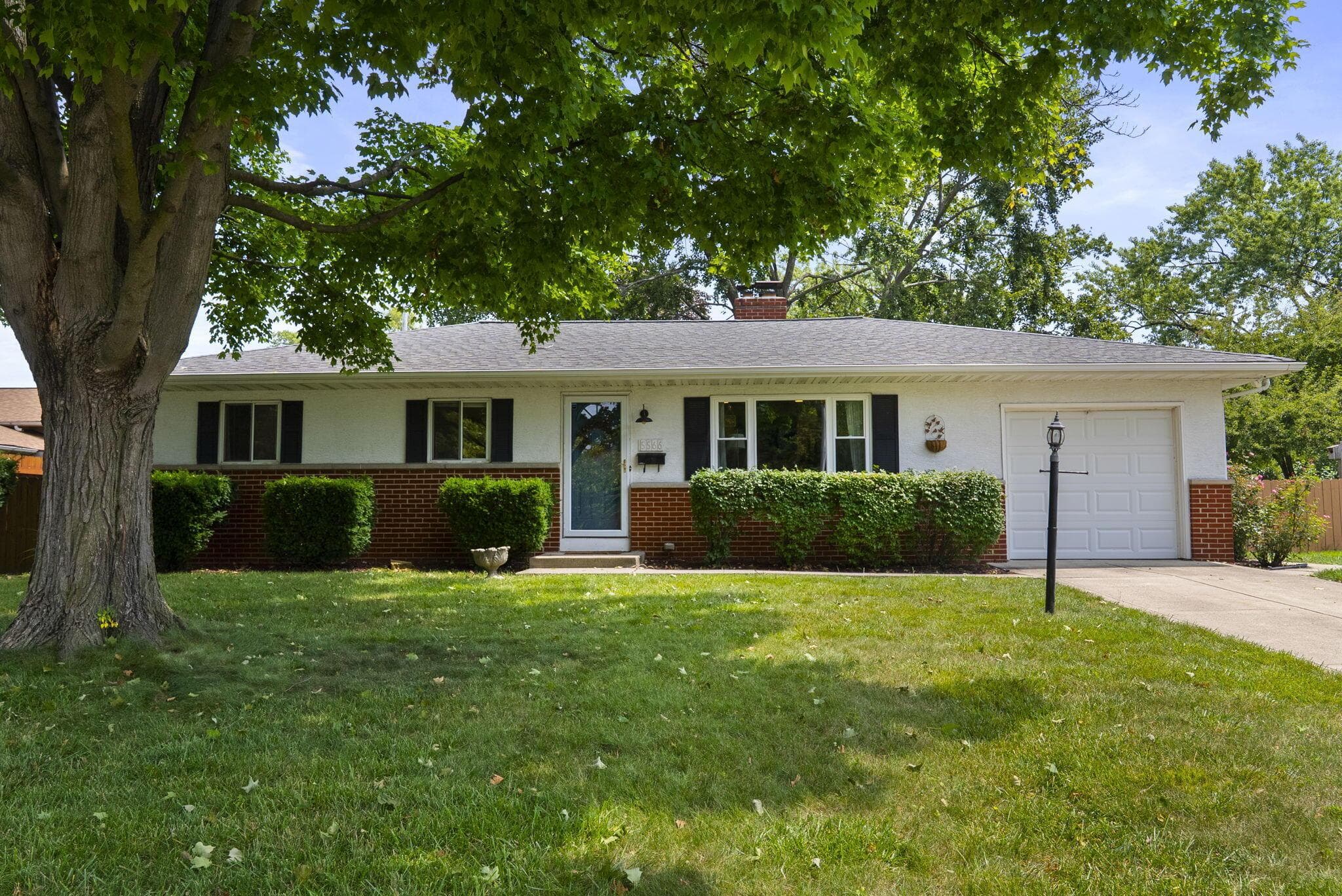 5566 Sandalwood Boulevard, Columbus, OH 43229