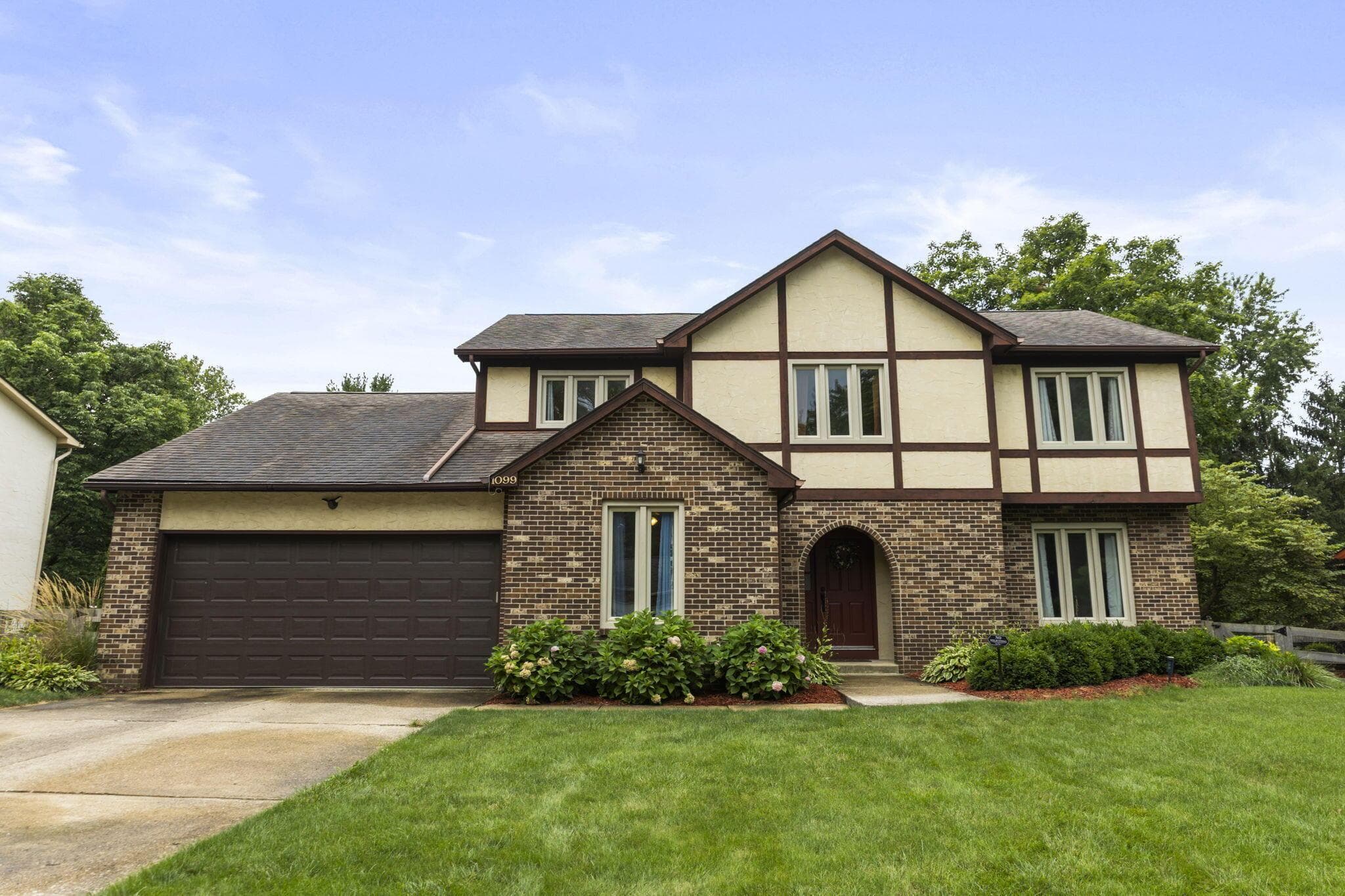 1099 Melinda Drive, Westerville, OH 43081
