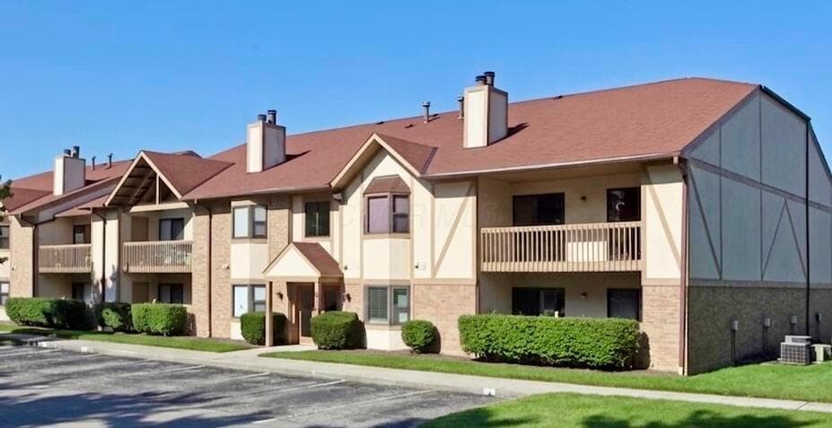 2217 Hedgerow Road #2217G, Columbus, OH 43220