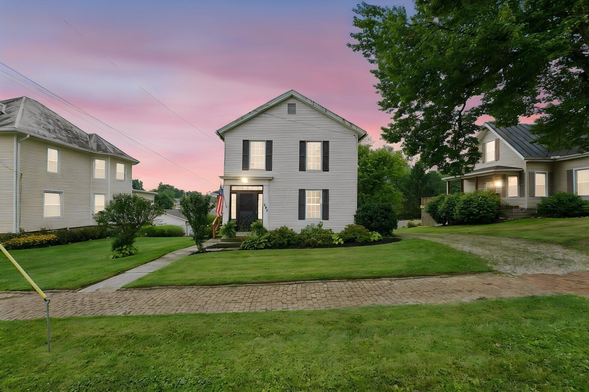 107 W Sandusky Street, Fredericktown, OH 43019