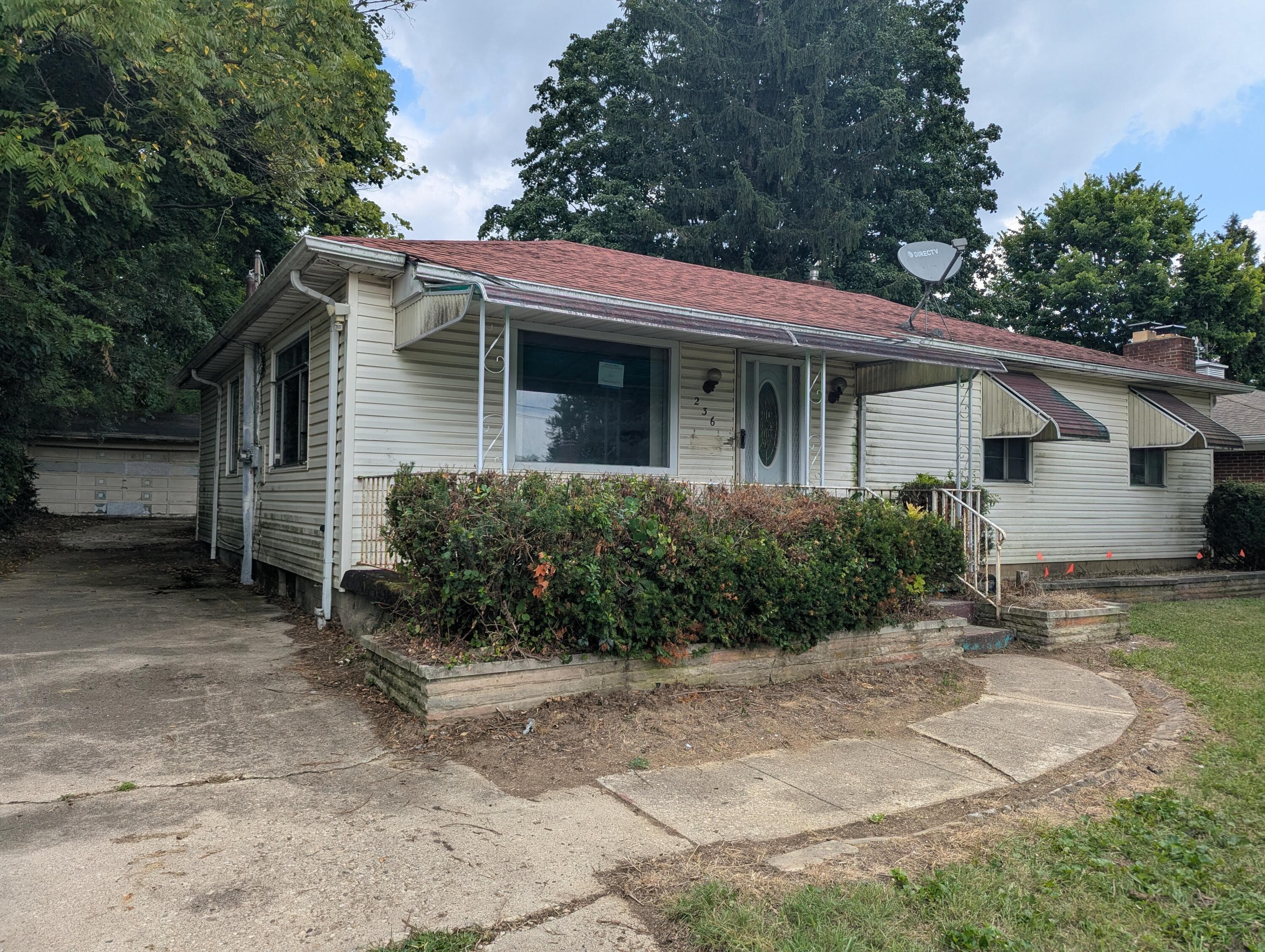 326 W Singer Street, Springfield, OH 45506