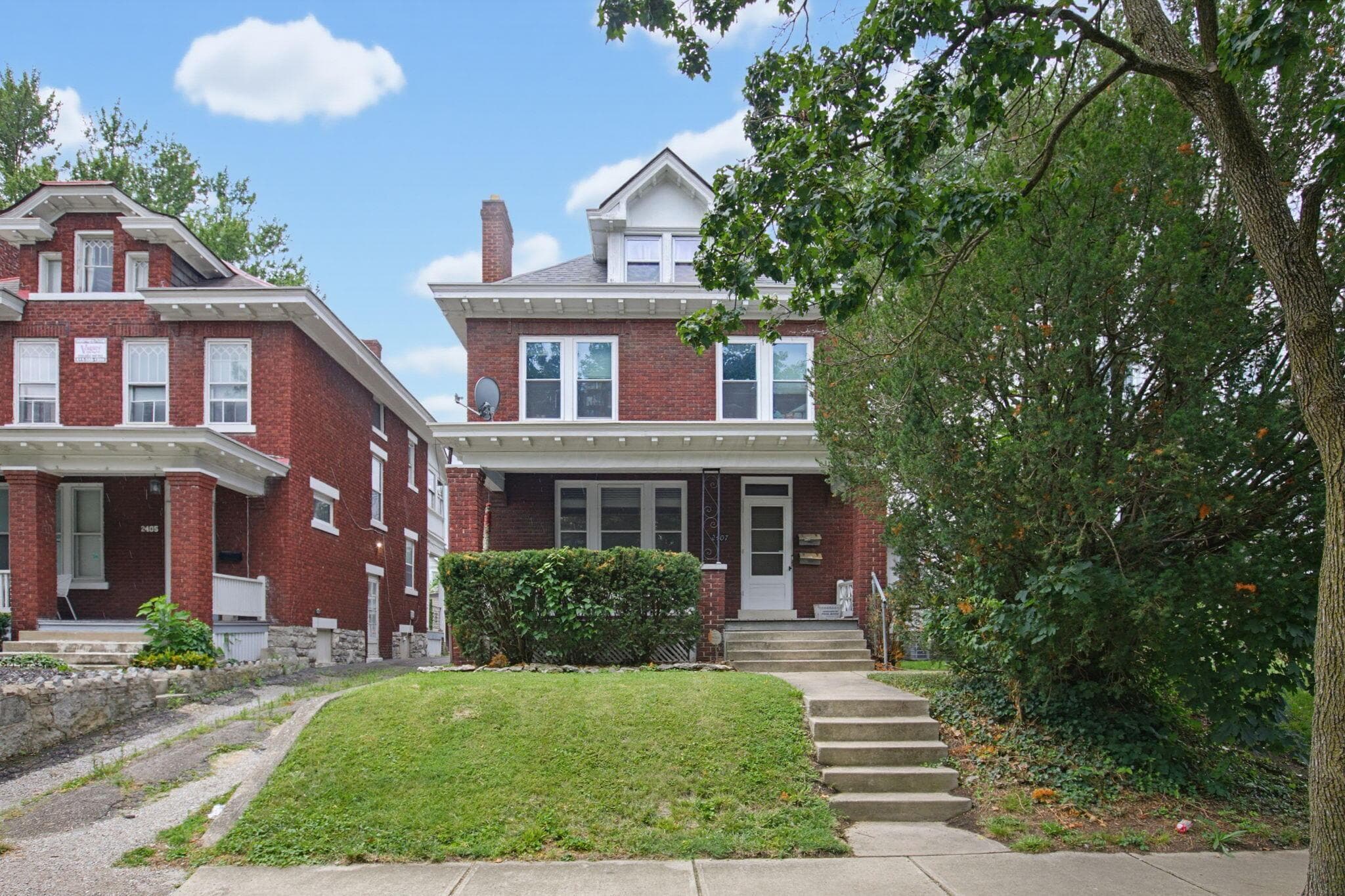 2407 Summit Street, Columbus, OH 43202