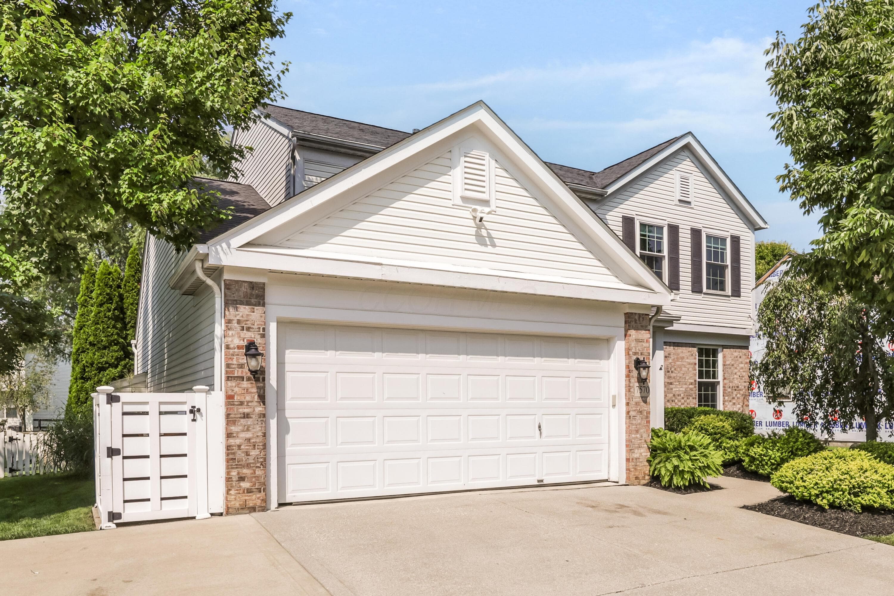 7570 Storrington Place, Lewis Center, OH 43035