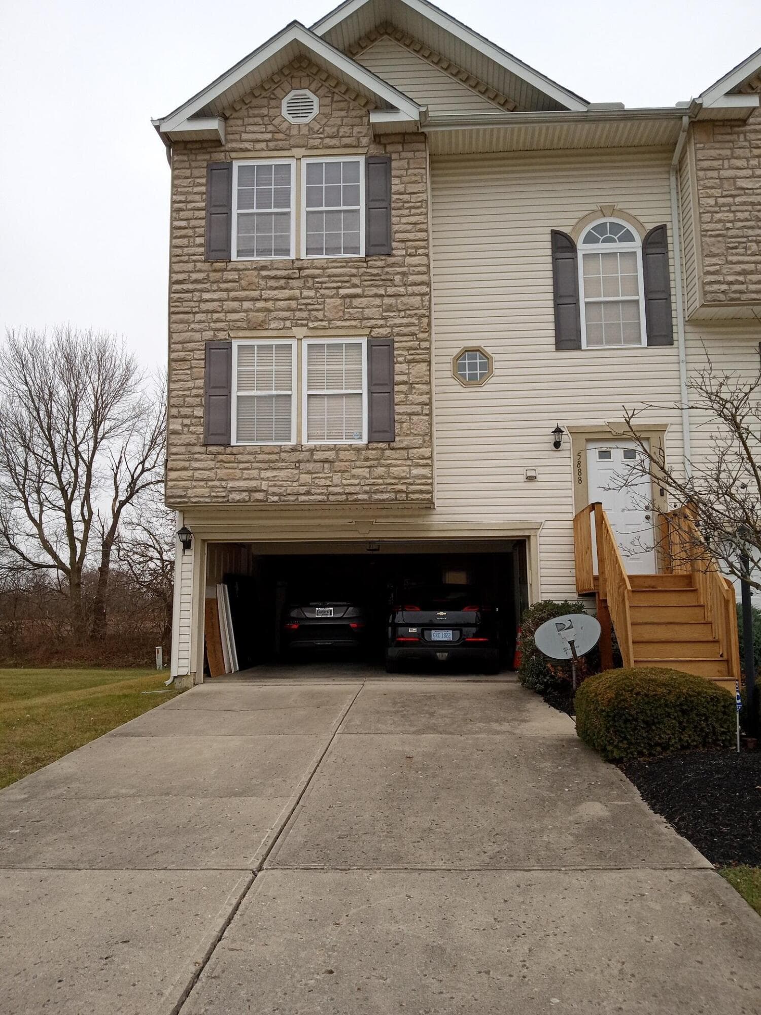 5888 Abernathy Lane #5888A, Columbus, OH 43232