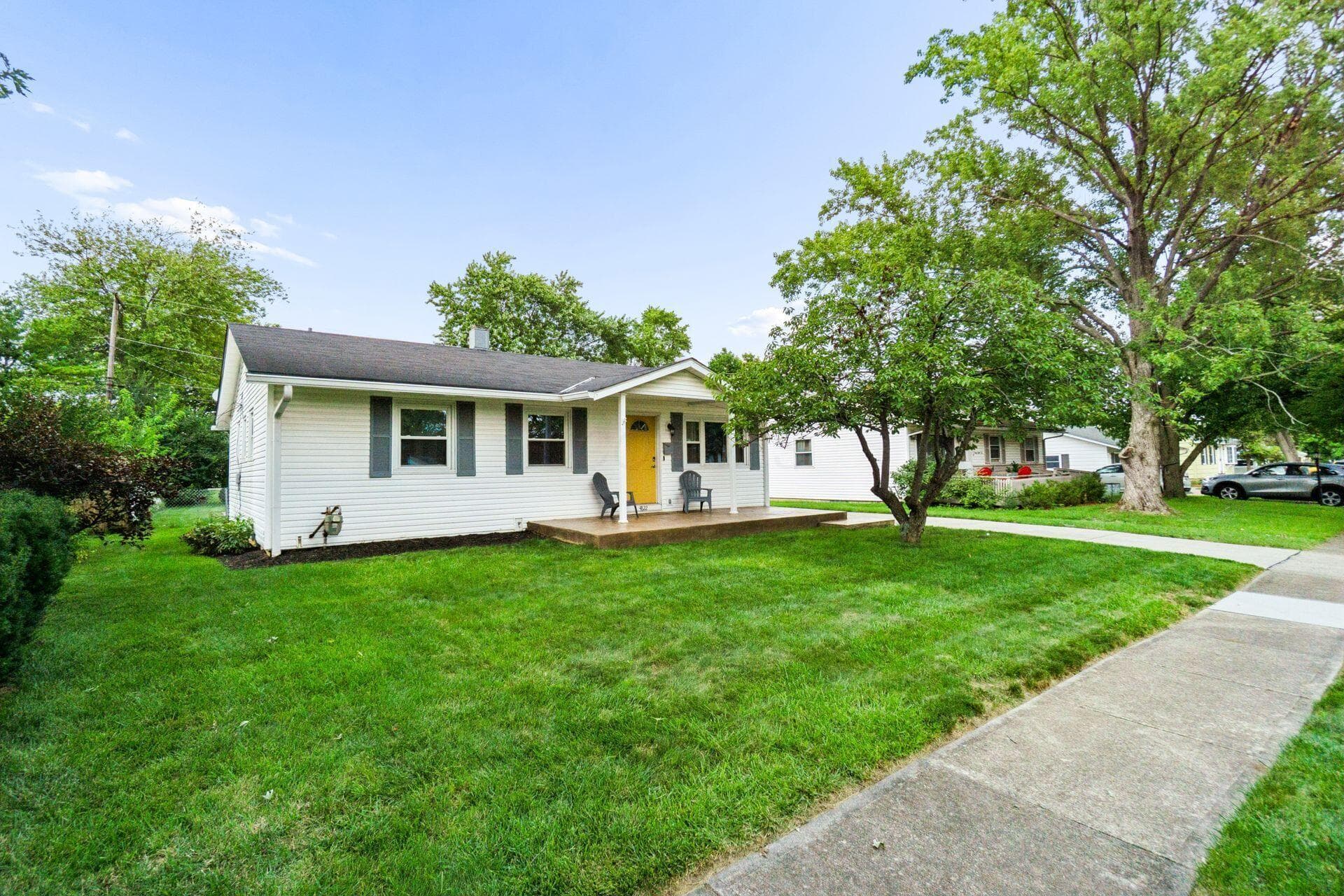 4822 Hillcrest Street N, Hilliard, OH 43026