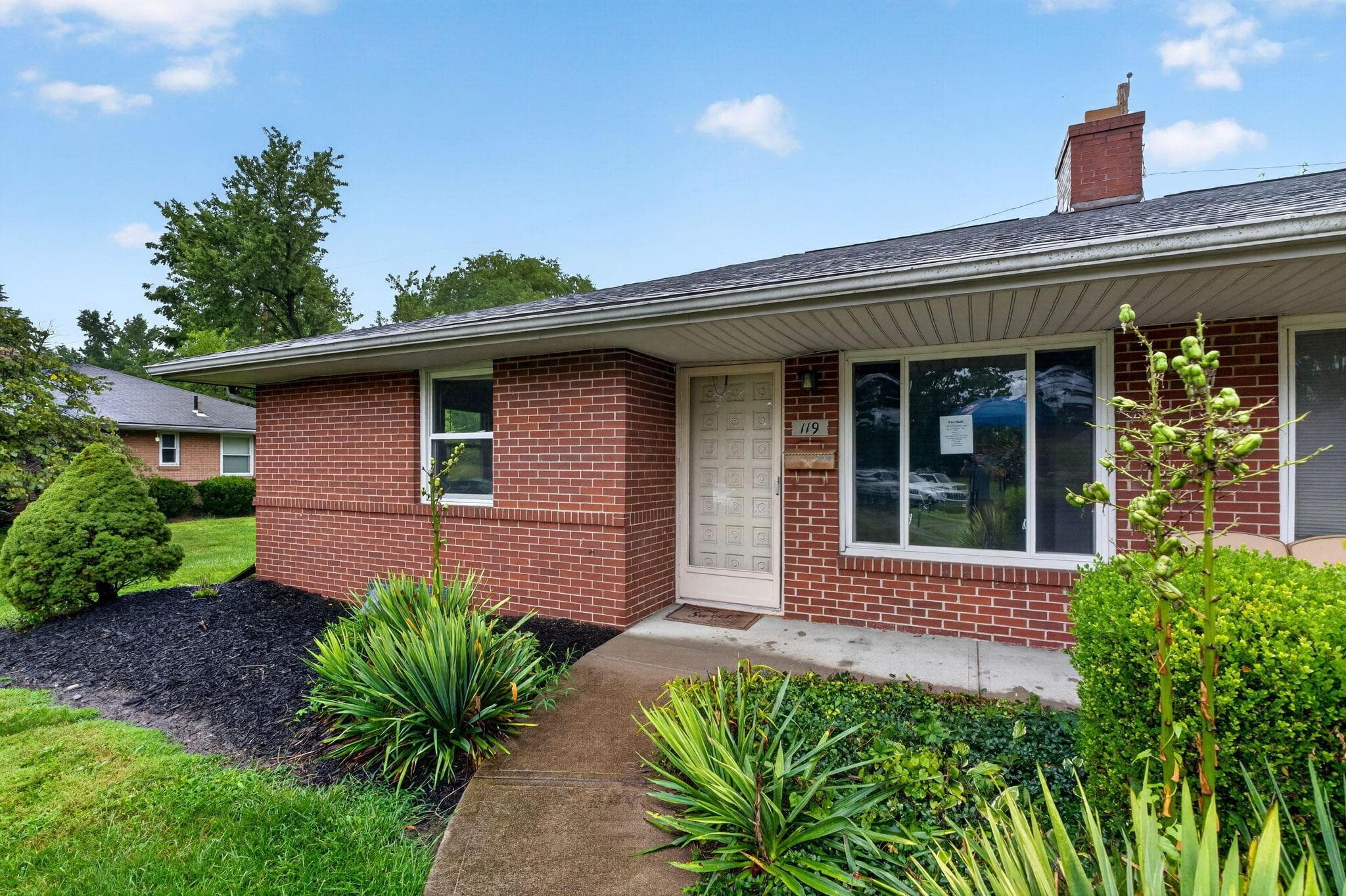 119 Sunnyside Lane, Columbus, OH 43214