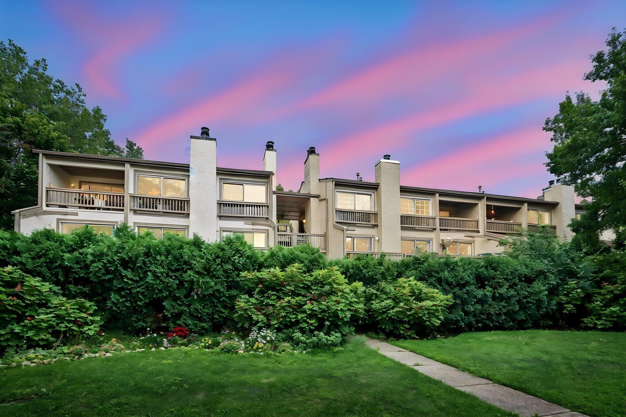 1218 Lake Shore #B, Columbus, OH 43204