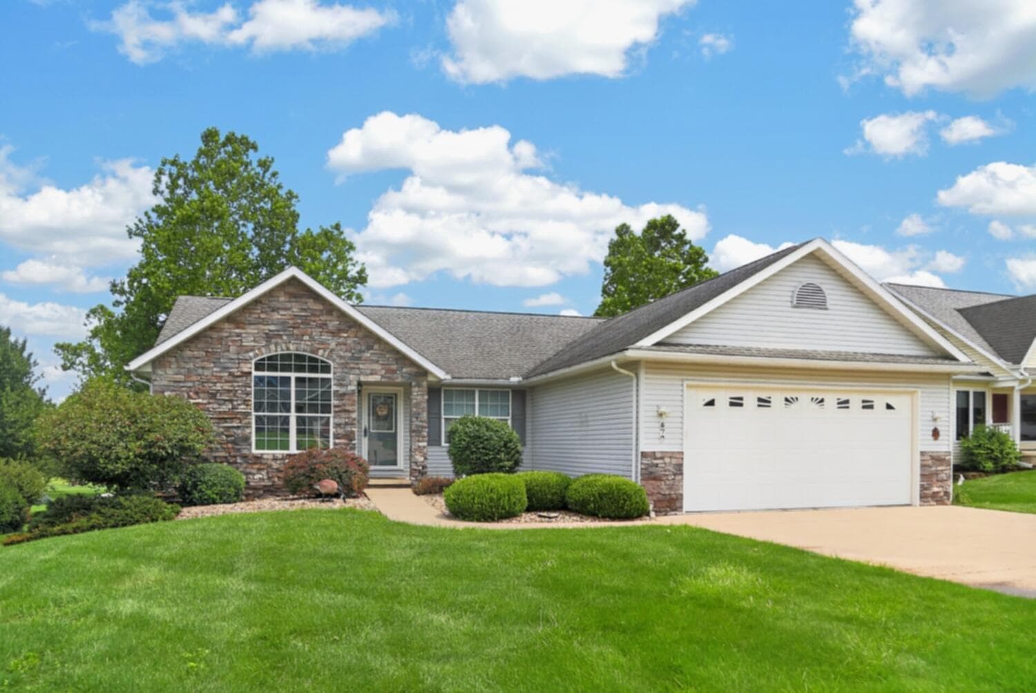 870 Fairway Drive, Howard, OH 43028