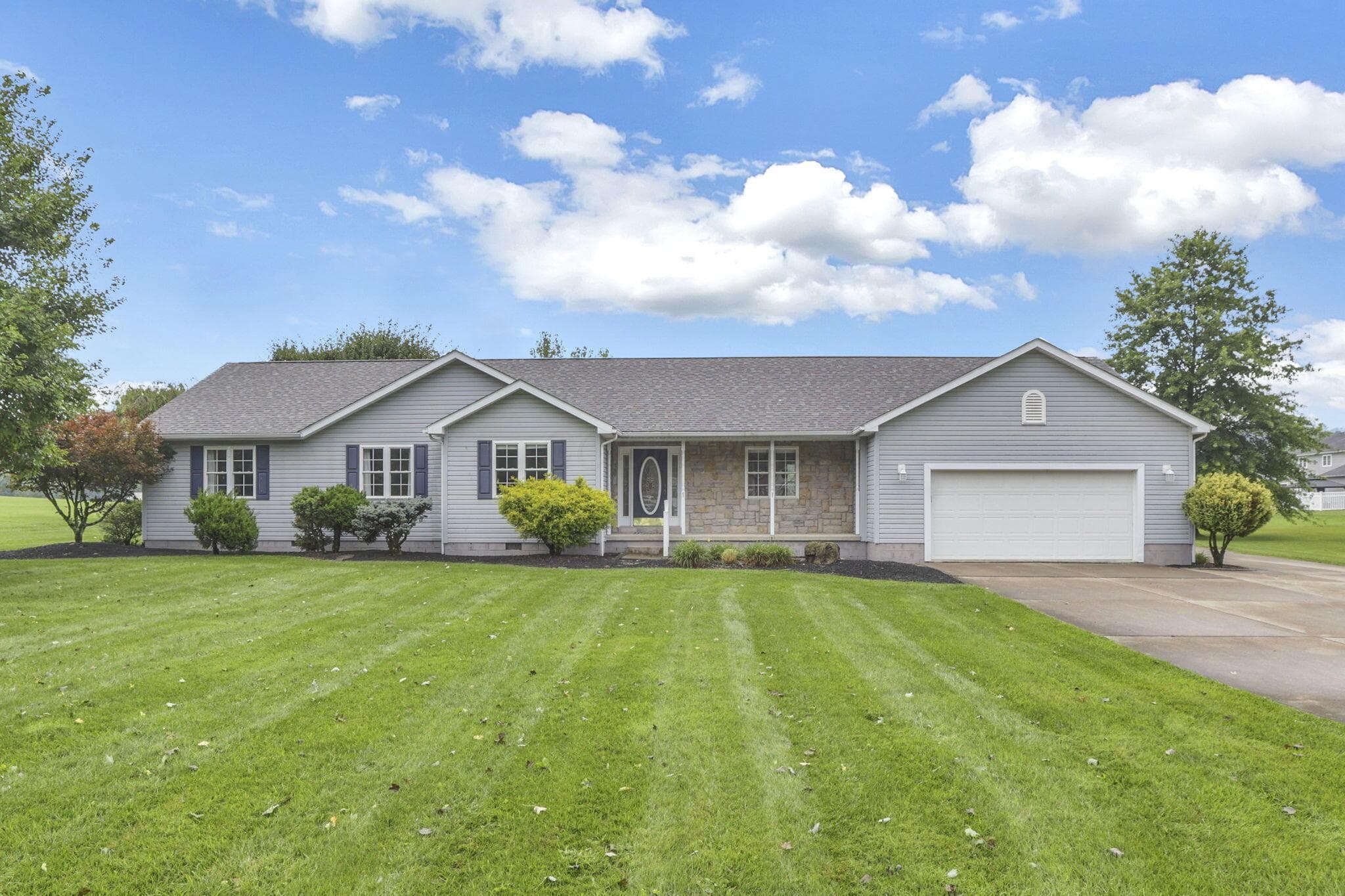 10535 S Poplar Drive, Glouster, OH 45732