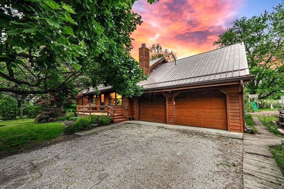 3576 Palomino Road NW, Rushville, OH 43150
