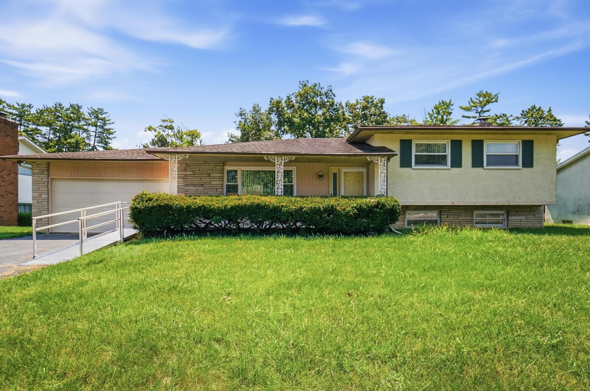 5417 Walshire Drive, Columbus, OH 43232
