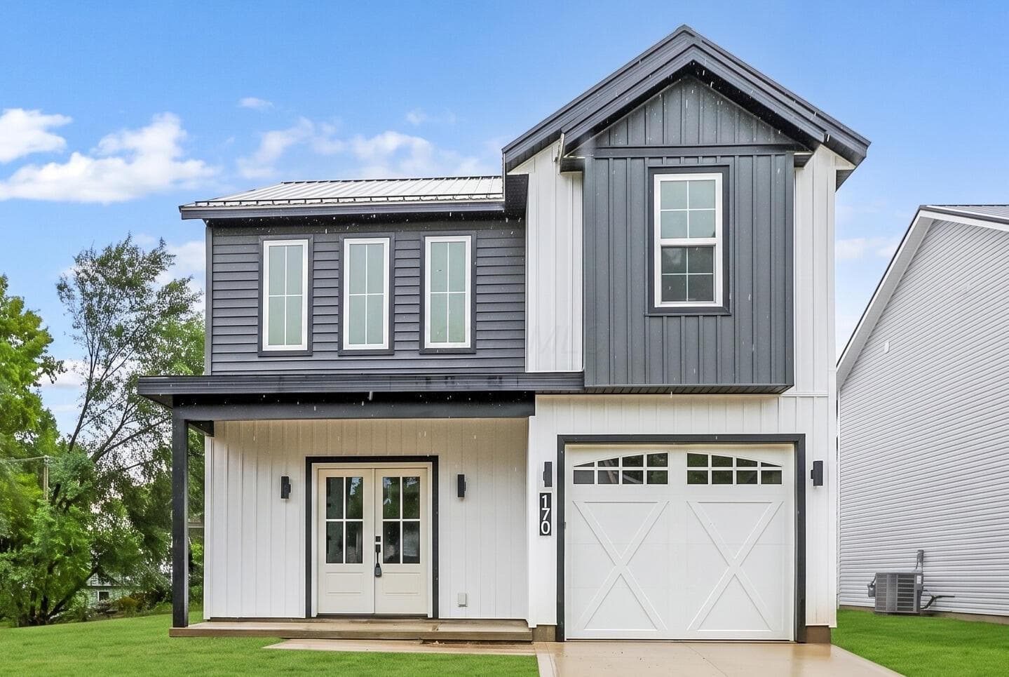 170 W Locust Street, Newark, OH 43055