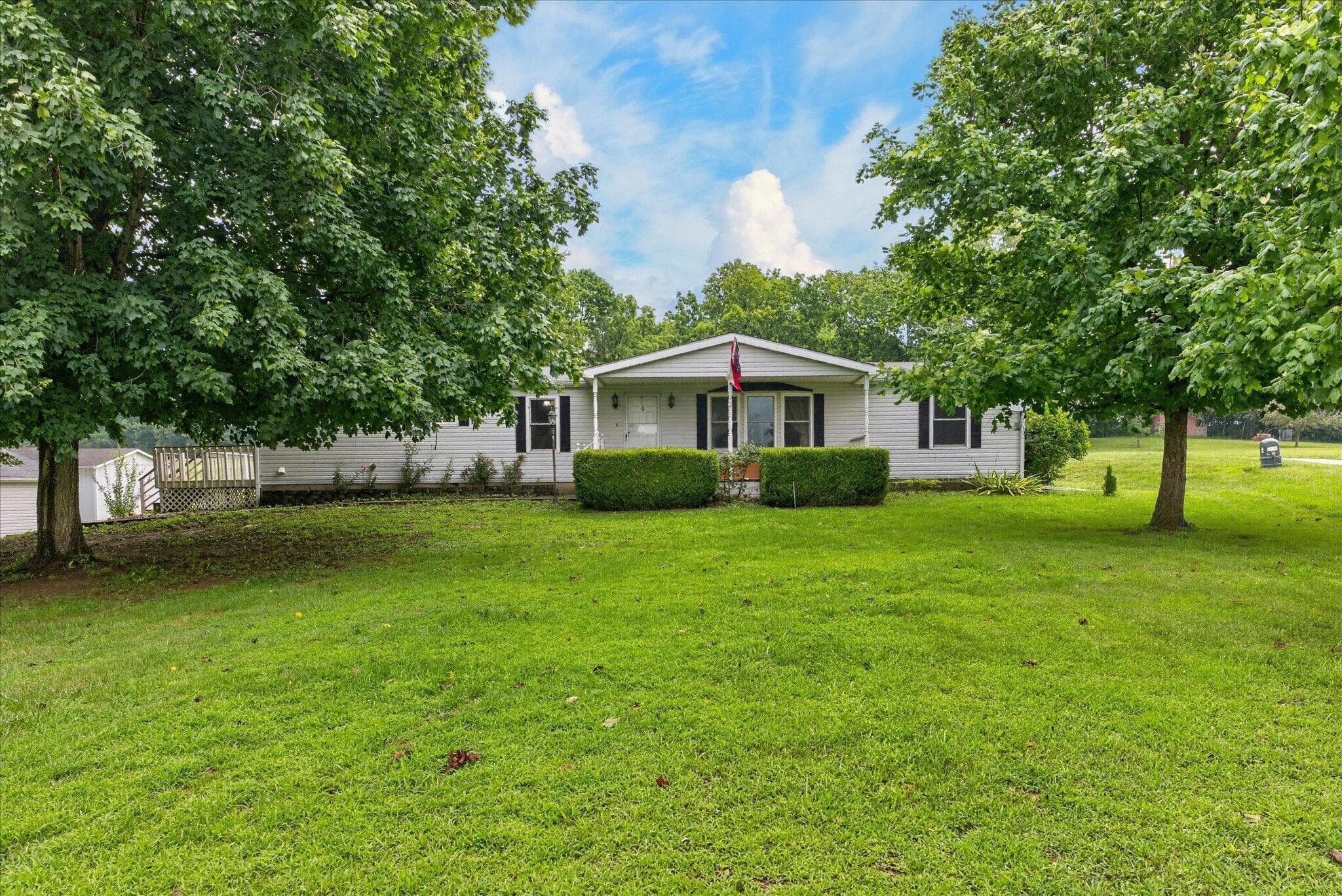 12873 Lakeside Drive, Greenfield, OH 45123