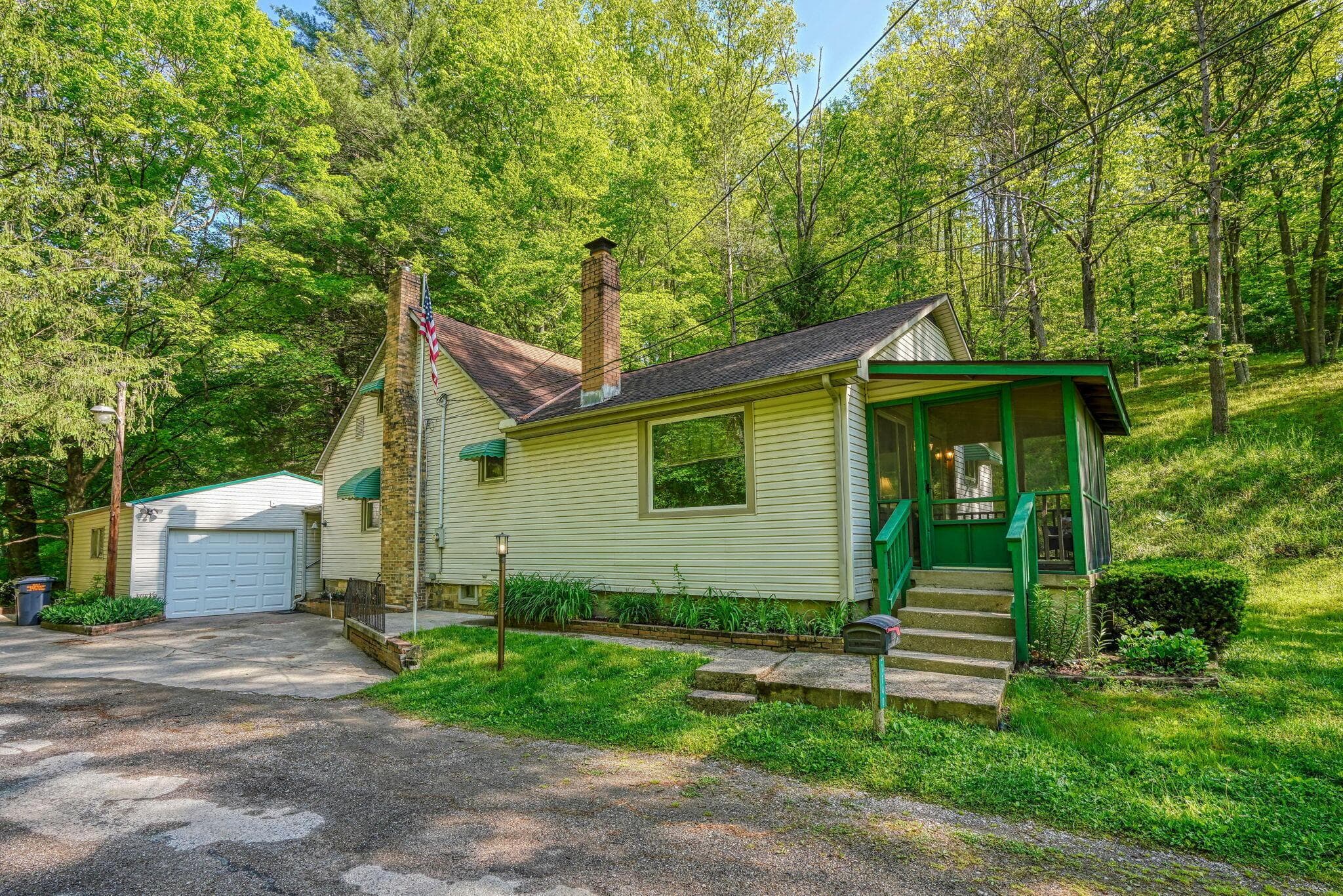 31740 Huston Road, Logan, OH 43138